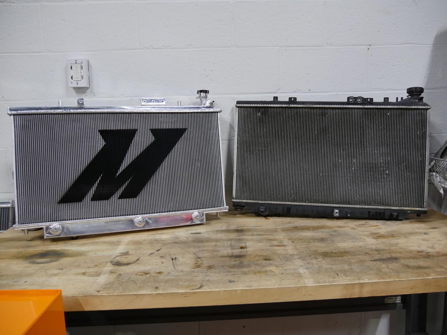 Mishimoto Performance Aluminum Radiator, Compatible with Chevrolet SS 2014-2017