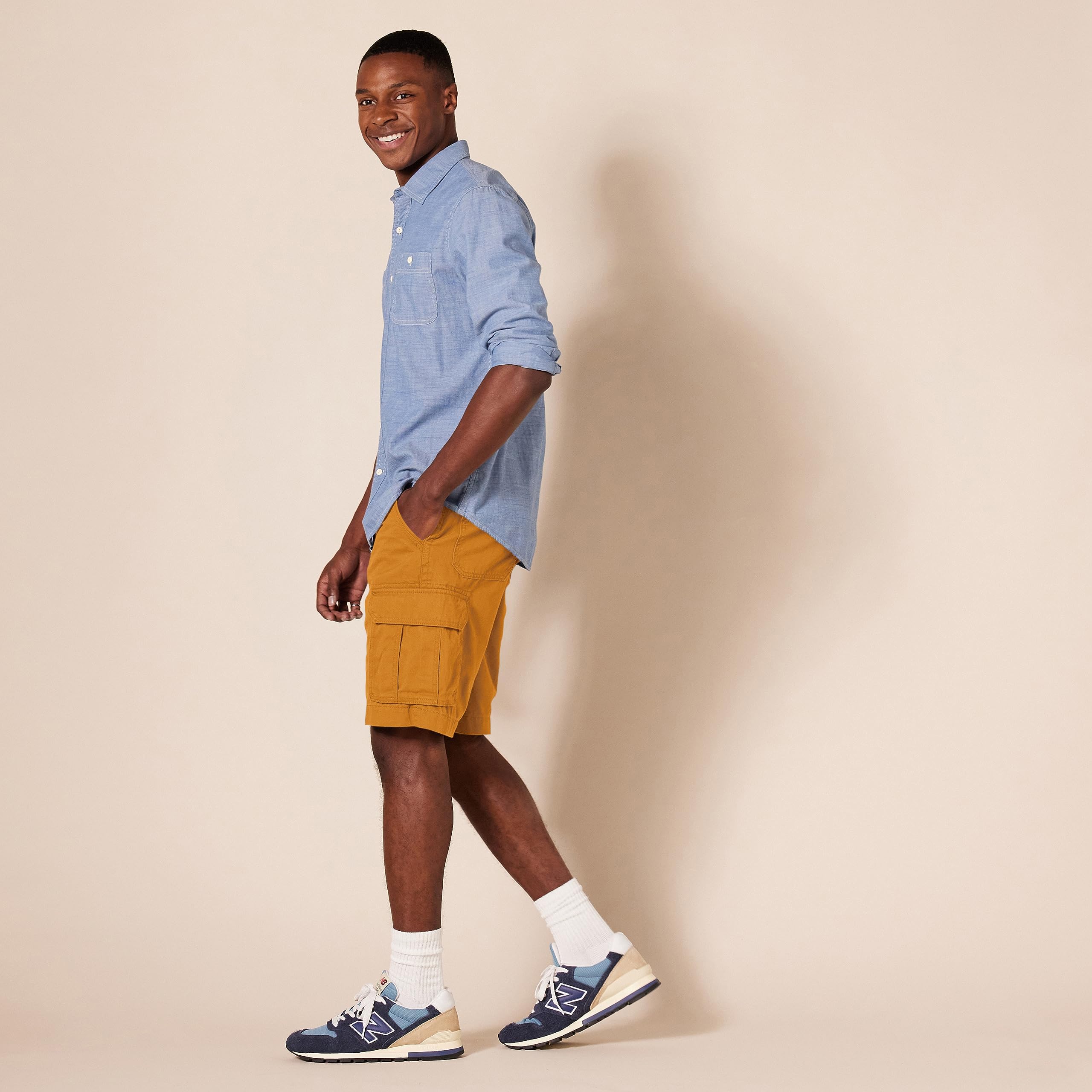 Amazon Essentials Pantaloncini Cargo Vestibilità Classica da 25cm (Disponibili in Taglie Forti) Uomo