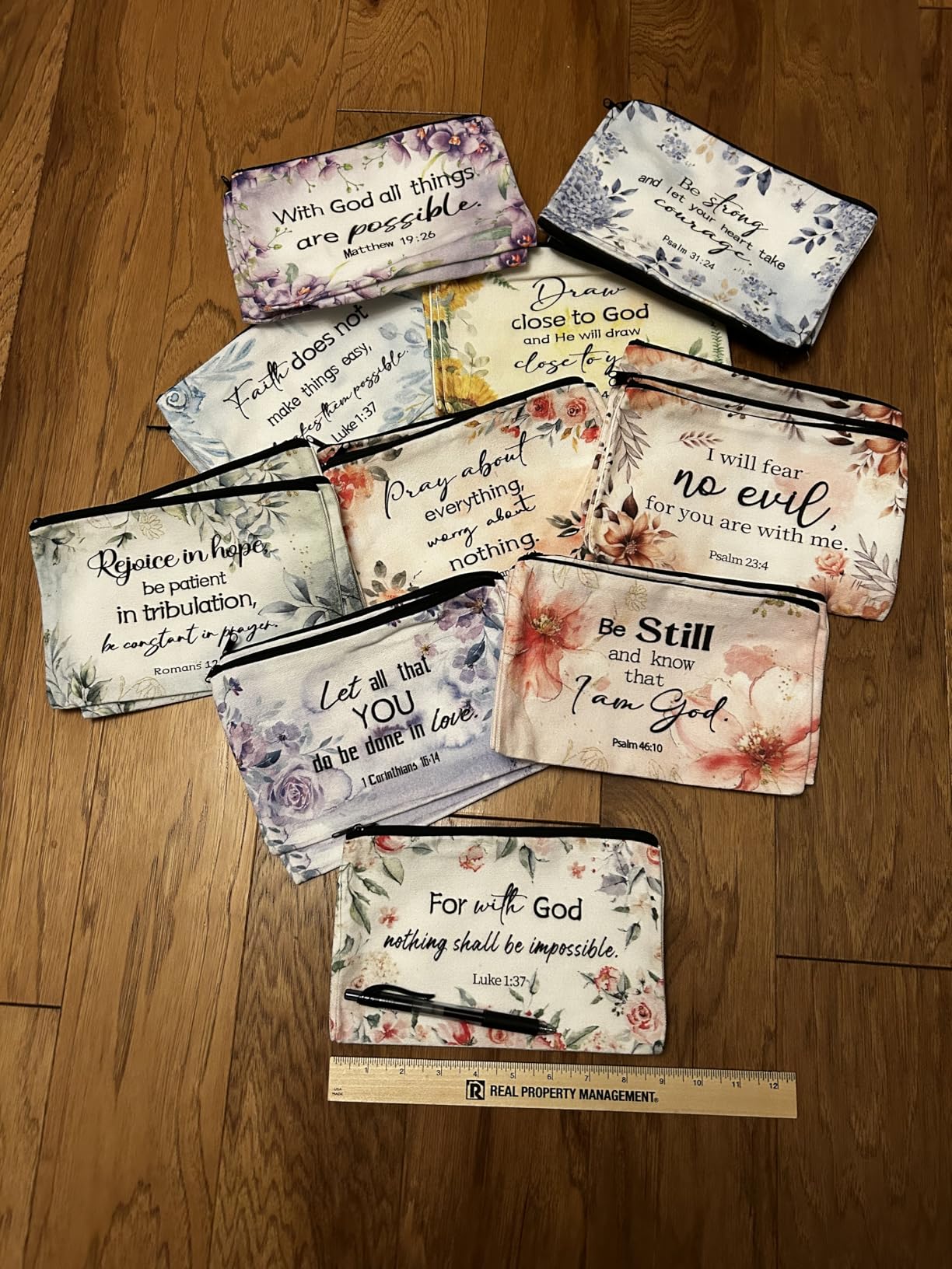 KOPOOEOE 30 Pcs Nurse Makeup Bag Bulk for Nurse Canvas Makeup Bags Reusable Nursing Cosmetic Pouch for Spring Appreciation Birthday Gifts