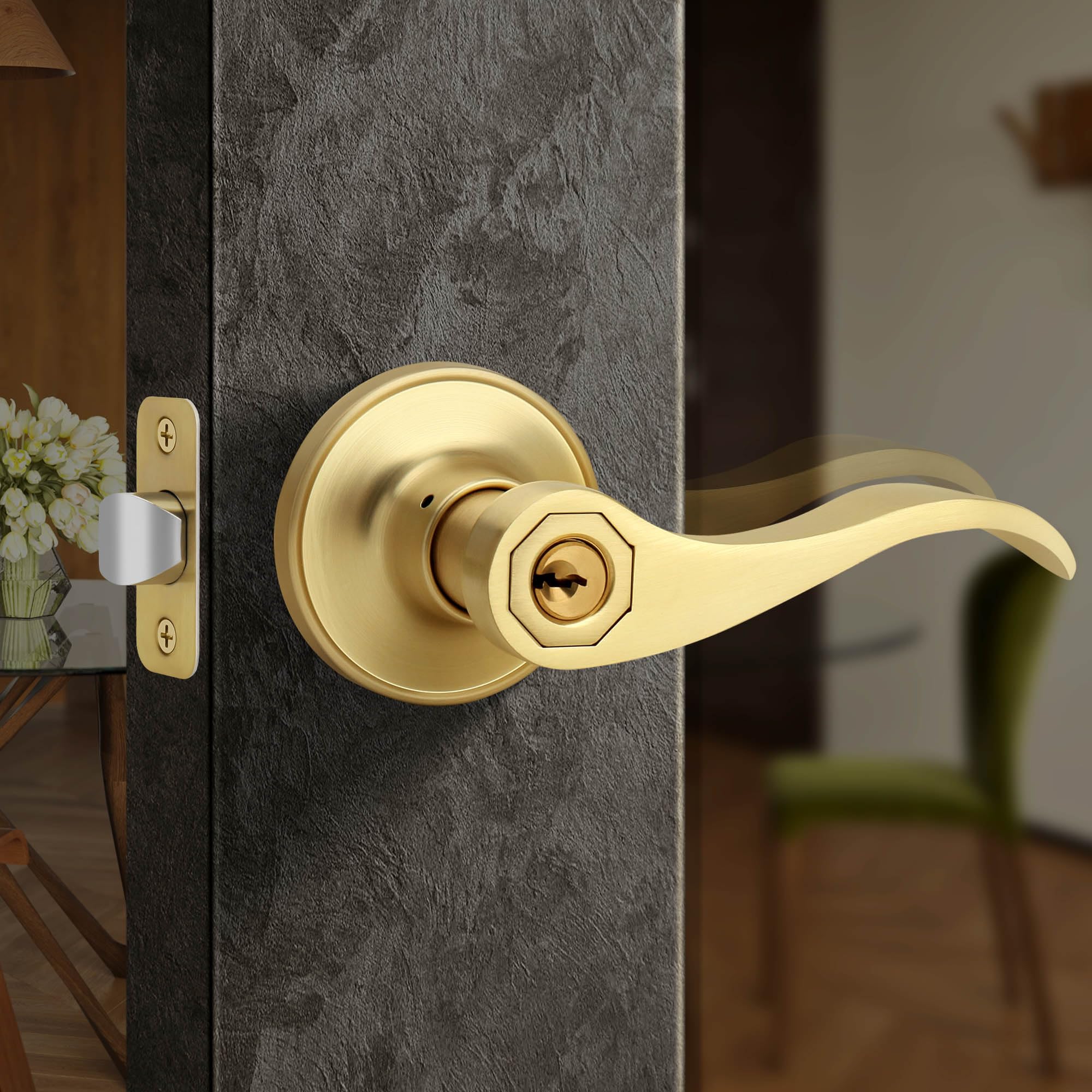 Moquin Wavy Style Gold Door Handle with Lock and Key, Keyed Entry Brushed Gold Door Handles for Bedroom or Front Door, Satin Brass
