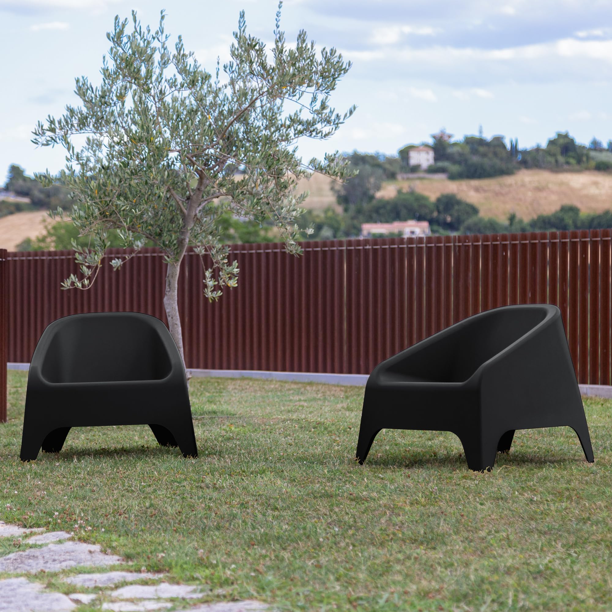 Toomax Poltrona Matera antracite scuro 75,5x78,5x67 cm, poltrona moderna da giardino in plastica riciclata ergonomica