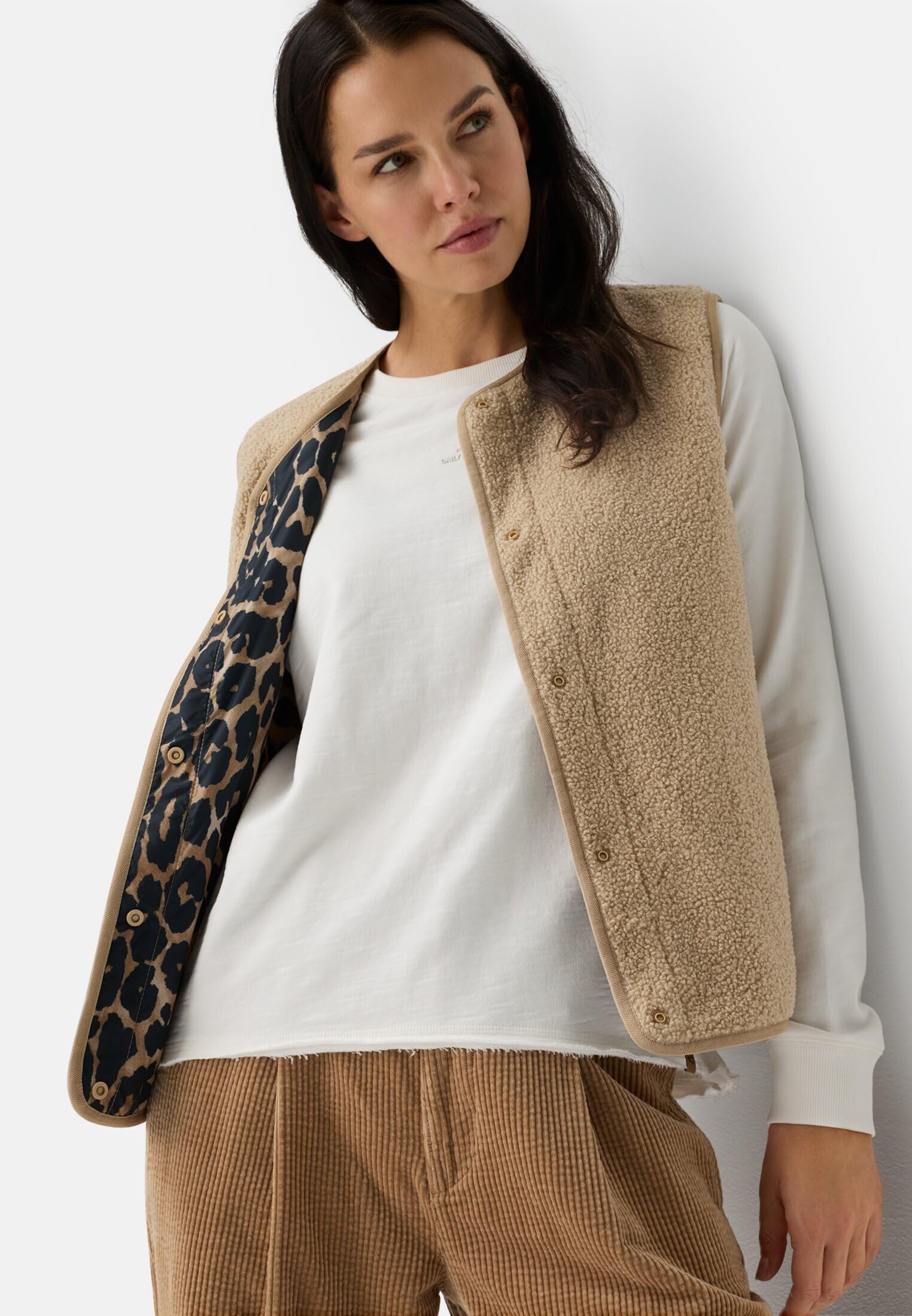 camel active Damen Fleece-Weste mit Knopfverschluss