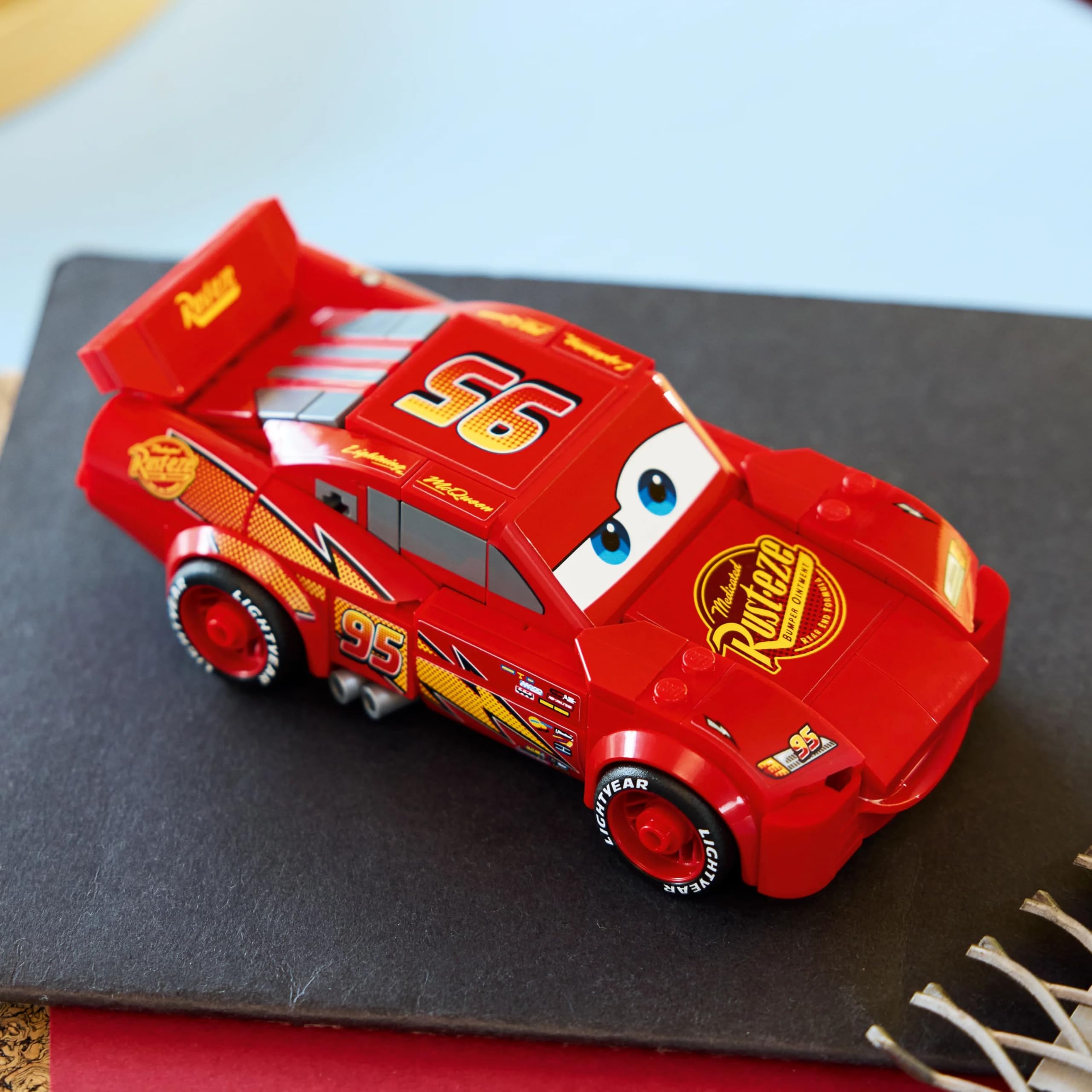 LEGO Speed Champions | Lightning McQueen from Disney Pixar Cars - Building Set 77255 — Amazon image 8