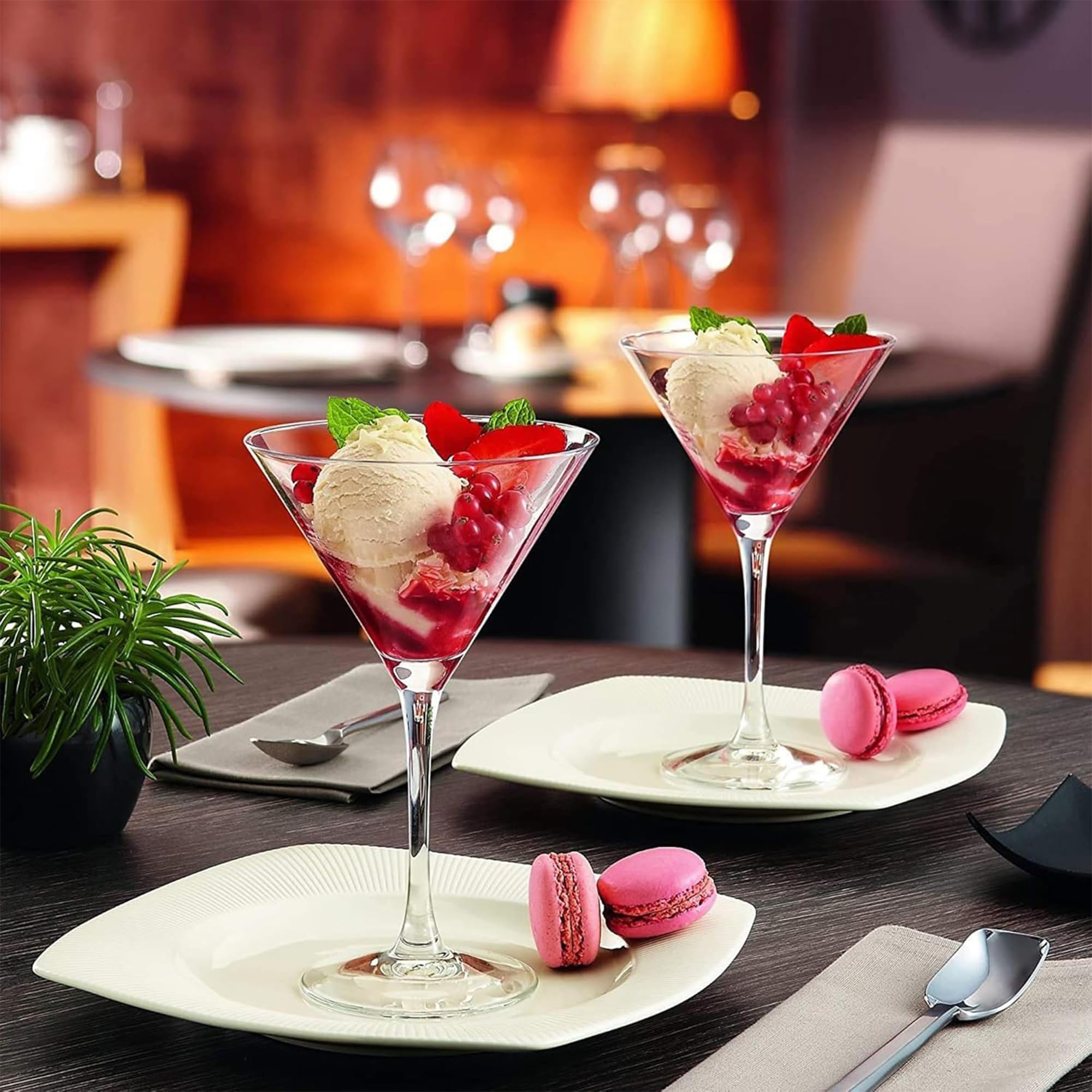 NORDIC SCHILLER Premium Verres à Martini Lot de 6 Verres à Cocktail, 175 ml, 100% SANS PLOMB, Verre Martini Classiques, Verres Cocktail Parfaits