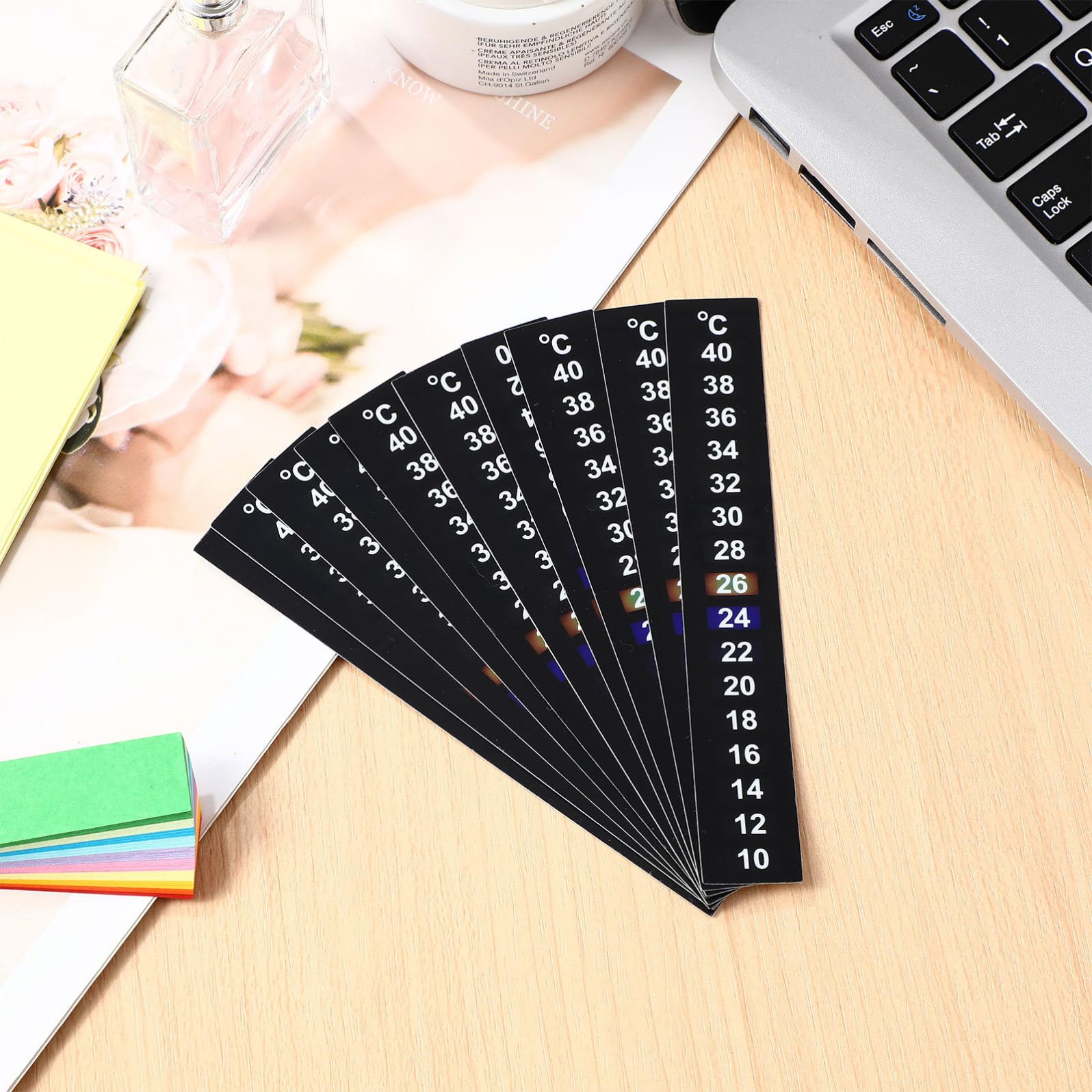 Kisangel 40piezas Digital Adhesivo De Tira Para Medición De Temperatura Interior Indicador De Color y Rango Para Acuarios y Superficies Planas