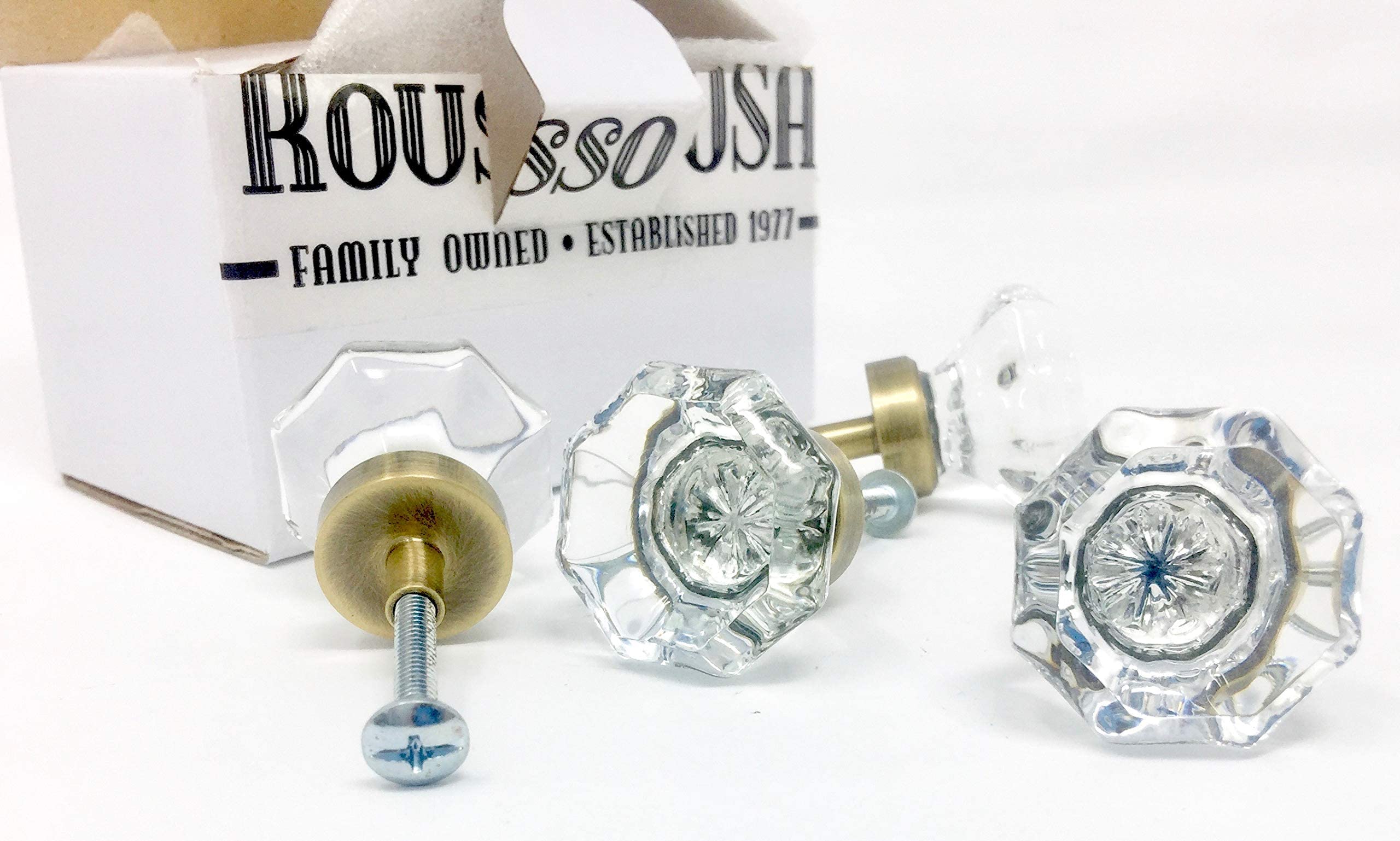 Rousso's Reproduction Knob Pulls 0500-AB4: Clear Glass Knobs on Antique Brass for Bifold/Cabinet/Wardrobe 1-3/8 inch (4 Pack)