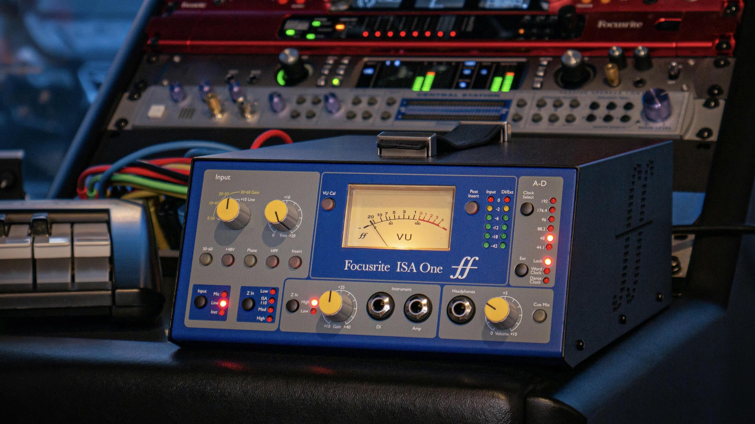 【通電確認済/ジャンク】Focusrite ISA One マイクプリアンプ 通電確認済】 Focusrite ISA One ff マイク プリアンプ フォーカス