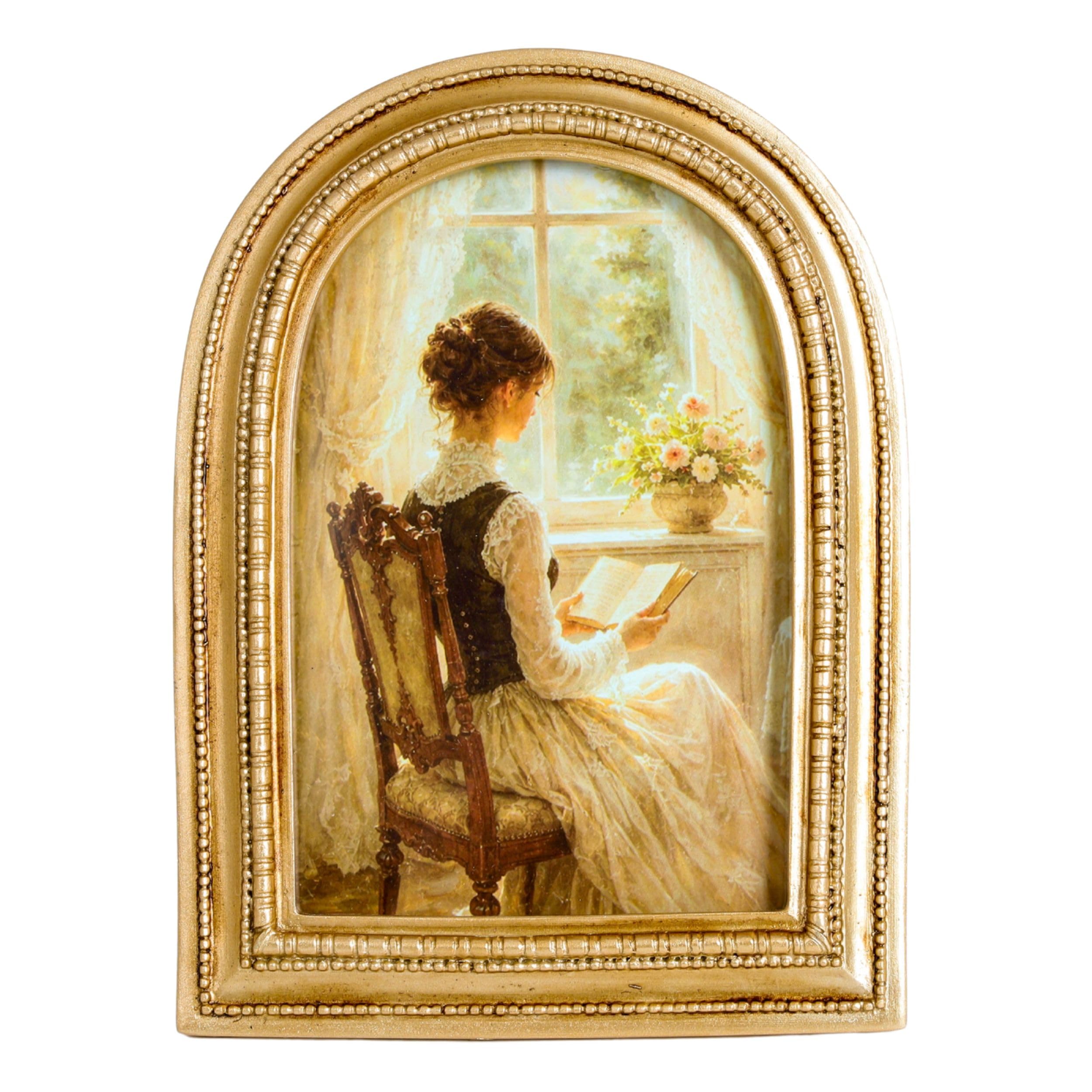 View 1 of [DAMAGED] GeekLeaf Vintage Picture Frame - Gold, 4x6 Inch