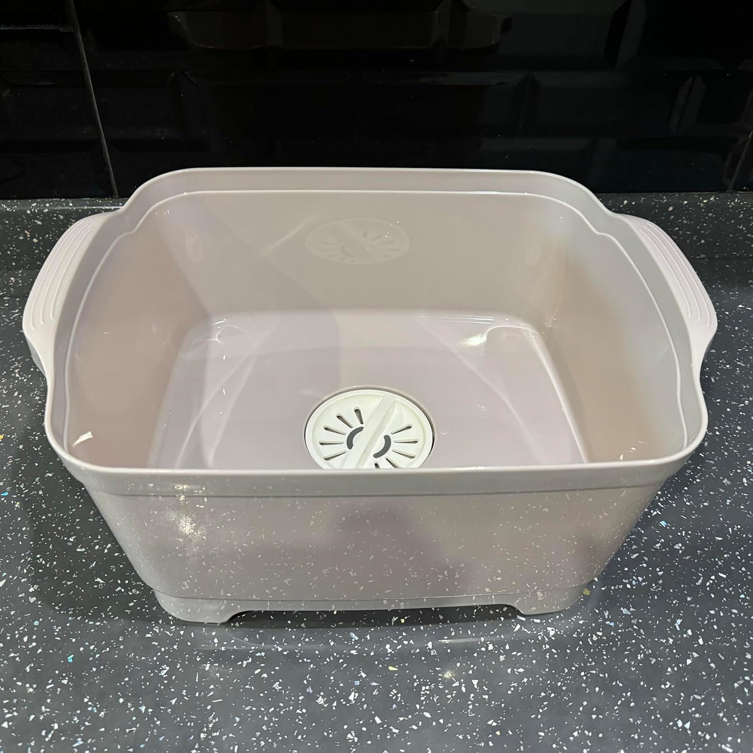 Dish washing up bowl with drainer plug, wash & drain washing up bowl Amazon.co.uk Grocery