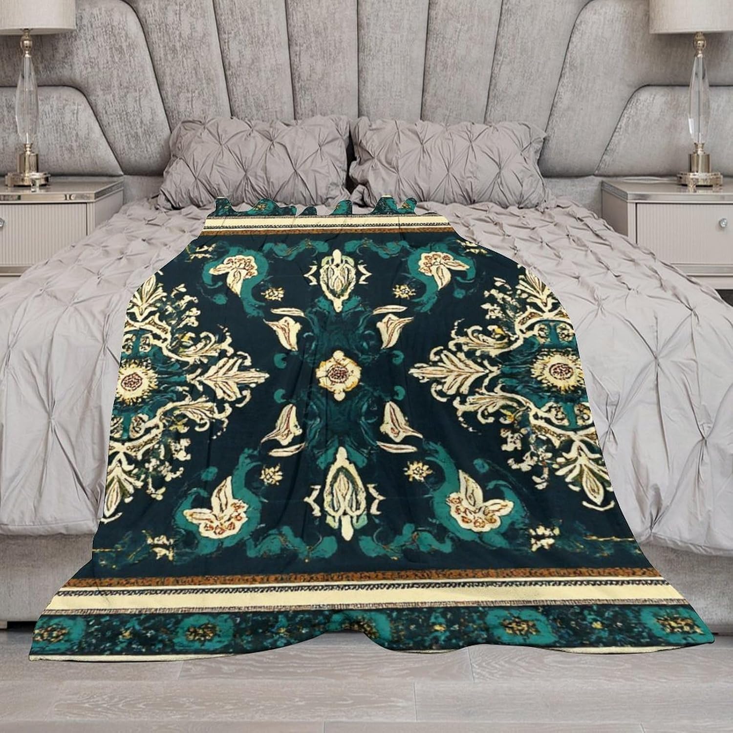 Fashion Bed Sofa Couch Cover, Unisex Blanket, Boho Vintage Paisley Bandana Print Lightweight Flannel Blanket