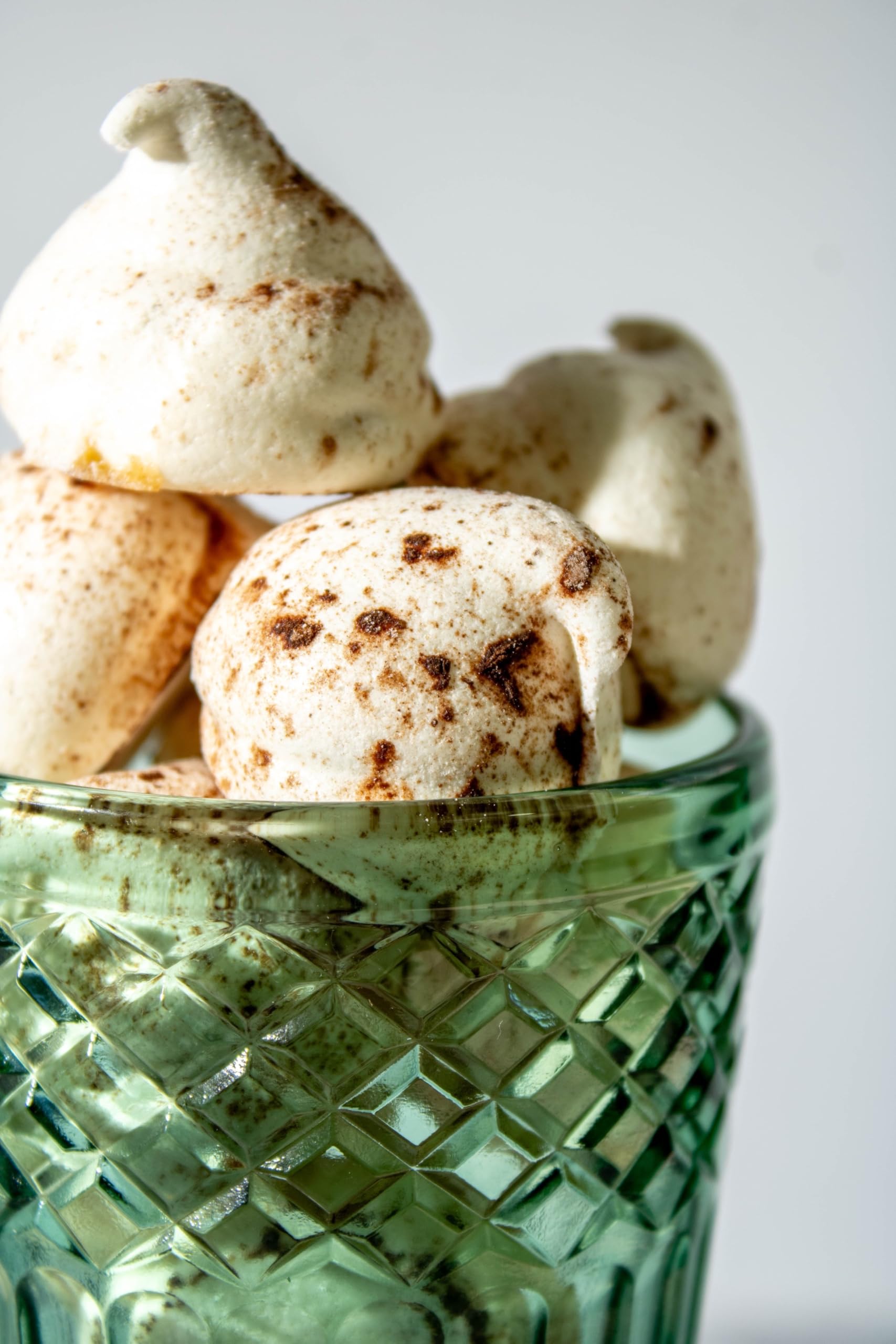 Amazon.com: Krunchy Melts Original Meringue Cookies | Chocolate 