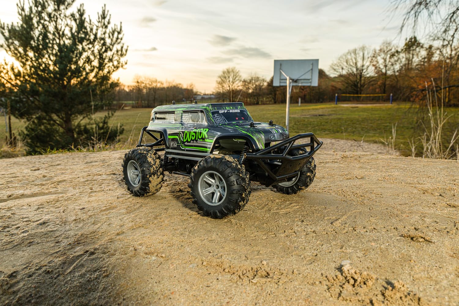 Carson 1:10 Dustor - RC Auto 100% RTR, 2,4 GHz, 20 km/h, Li-Ion Akku