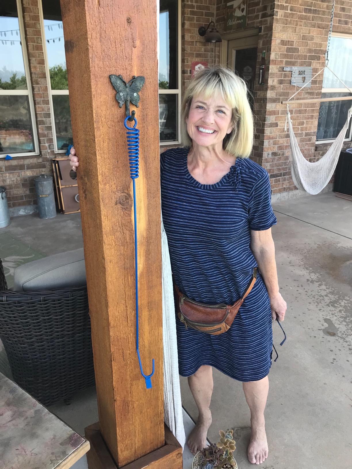 The Skimmer Butler Skimmer Basket & Lid Removal Tool, Easy