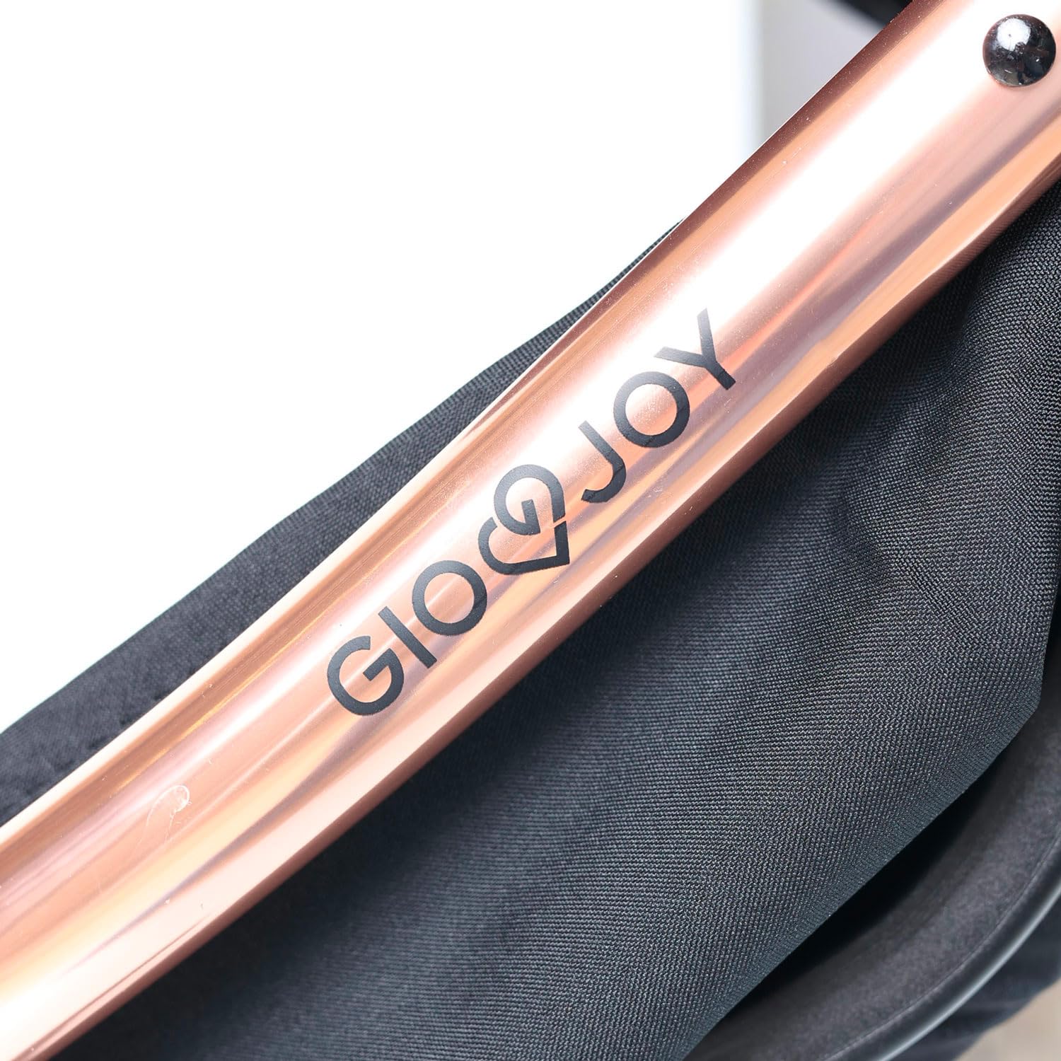Passeggino G-Moove 0-22 kg. Leggero, Perfetto dalla Nascita - Telaio Rose Gold, Tessuto Nero