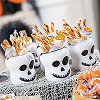 Vista 3 de Fun Express Palitos de bastón de caramelo de Halloween, 80 unidades, caramelos a granel con sabor a naranja envueltos individualmente para recuerdos