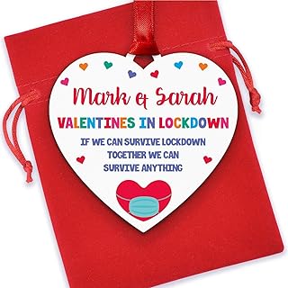Valentines In Lockdown Gifts For Boyfriend, Girlfriend, Husband, Wife - Personalised Lockdown Valentines Keepsake Gifts for Him Her - Couples Lockdown Hanging Heart Plaque - With Red Bag