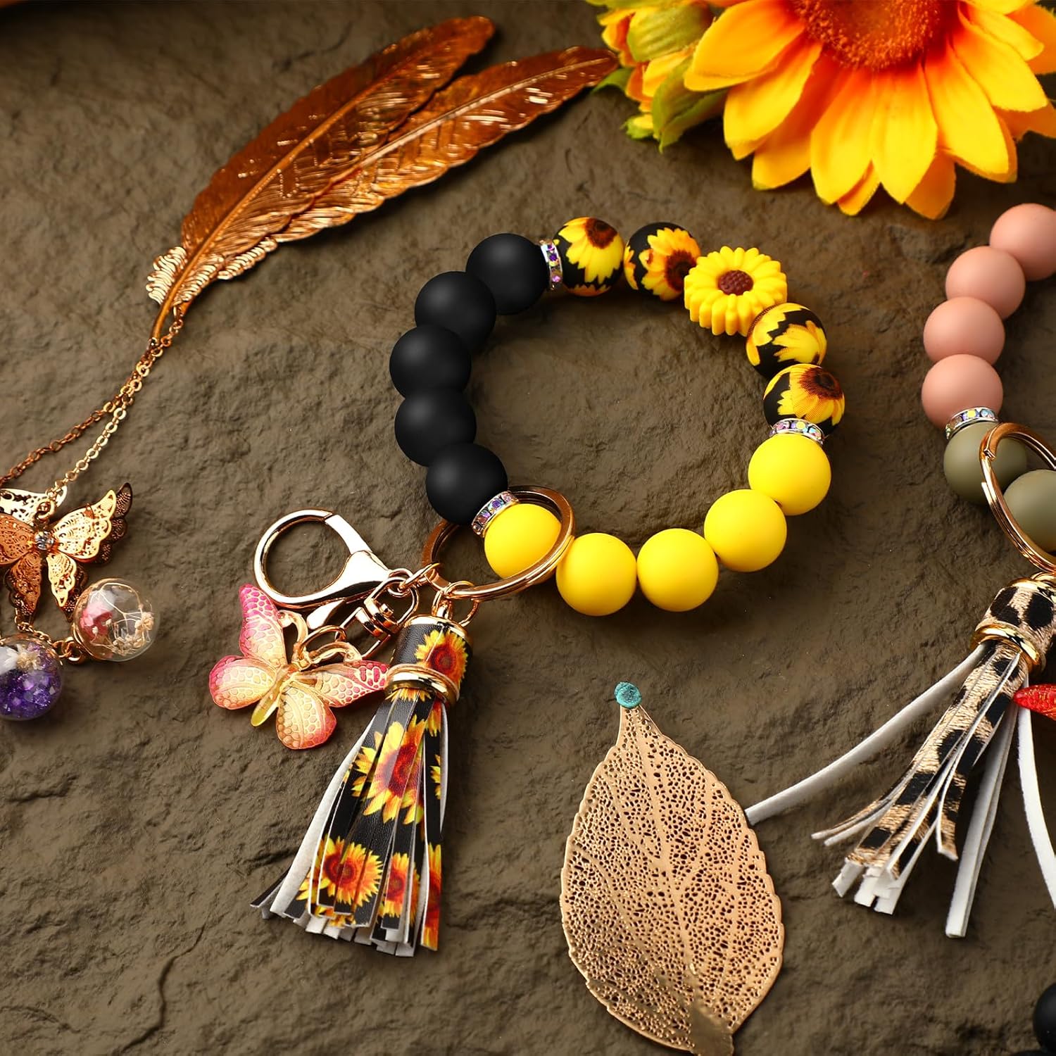 Cute Silicone Beaded Keychain,Key Chain Holder for Car Keys Women Girl,Daisy Silicone Key Wristlet Resin Butterfly - Image 4