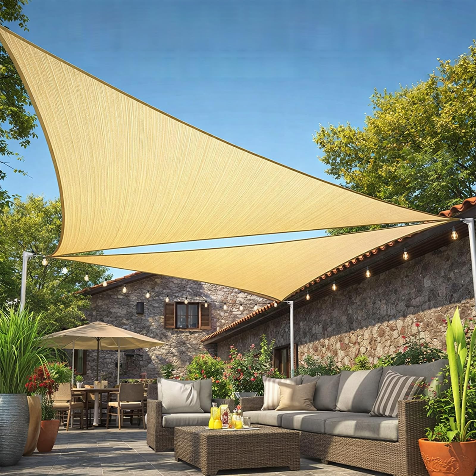 Toldo vela de poliéster 3x3x3m que evita el sol y la lluvia en terrazas sin reformas