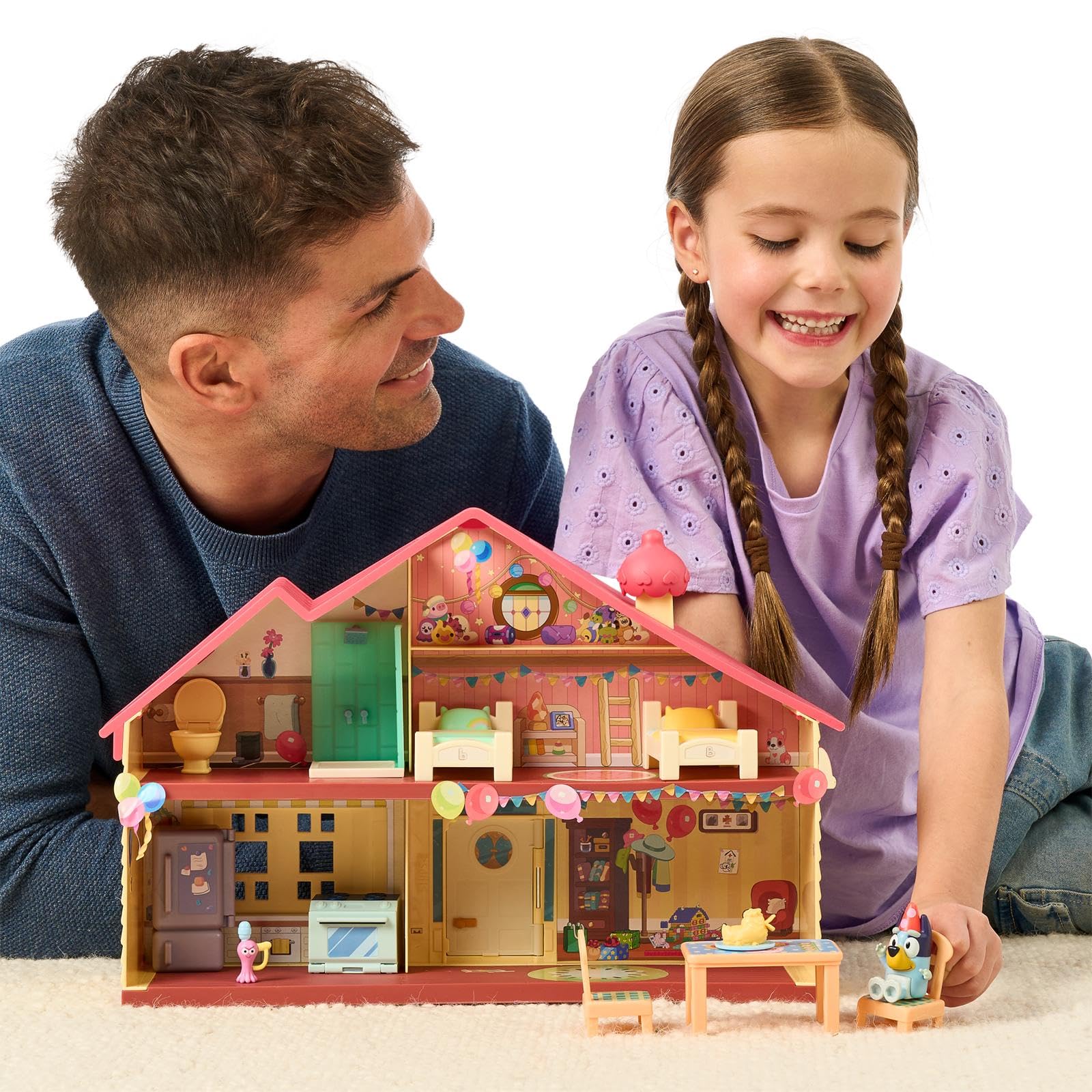 Rocco Giocattoli | Celebration Home di Bluey - il Playset della casa delle Feste di Bluey con Action Figures accessori e adesivi