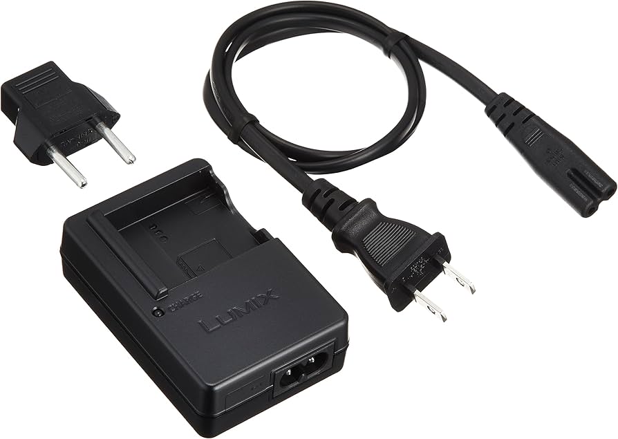 LUMIX LX5 コンパクトデジタルカメラ 本体とバッテリーチャージャー yk1026.jpg