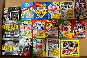 300-Count Vintage Topps Baseball Trading Card Collection