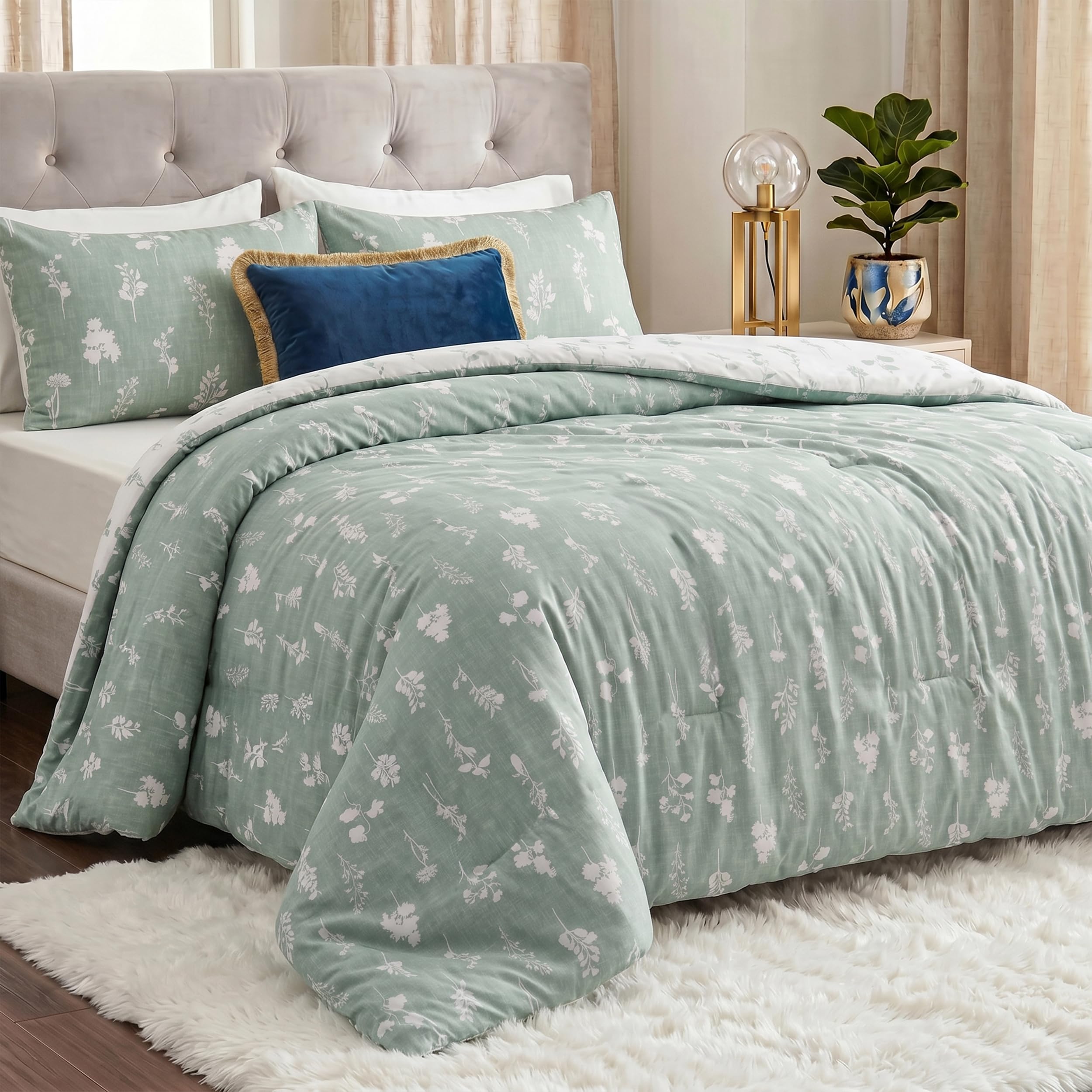 Utopia Bedding King Comforter Set Meadow Mist, Floral Comforters King Size, 3 Piece Lightweight All Season Down Alternative Bedding Set with 1 Comforter (90 x 102 in) and 2 Pillow Shams (20 x 36 in)