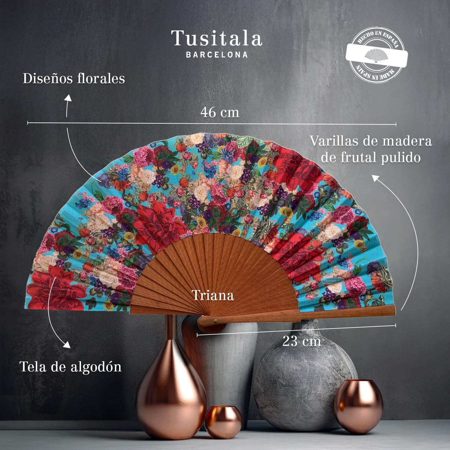 Spanischer Handfächer Triana – Holz und Baumwolle – 23 cm – Etui und Hülle aus Jute – Modeaccessoire – Handgefertigt in Spanien – Events und Geschenke – Blumenkollektion – Tusitala Barcelona