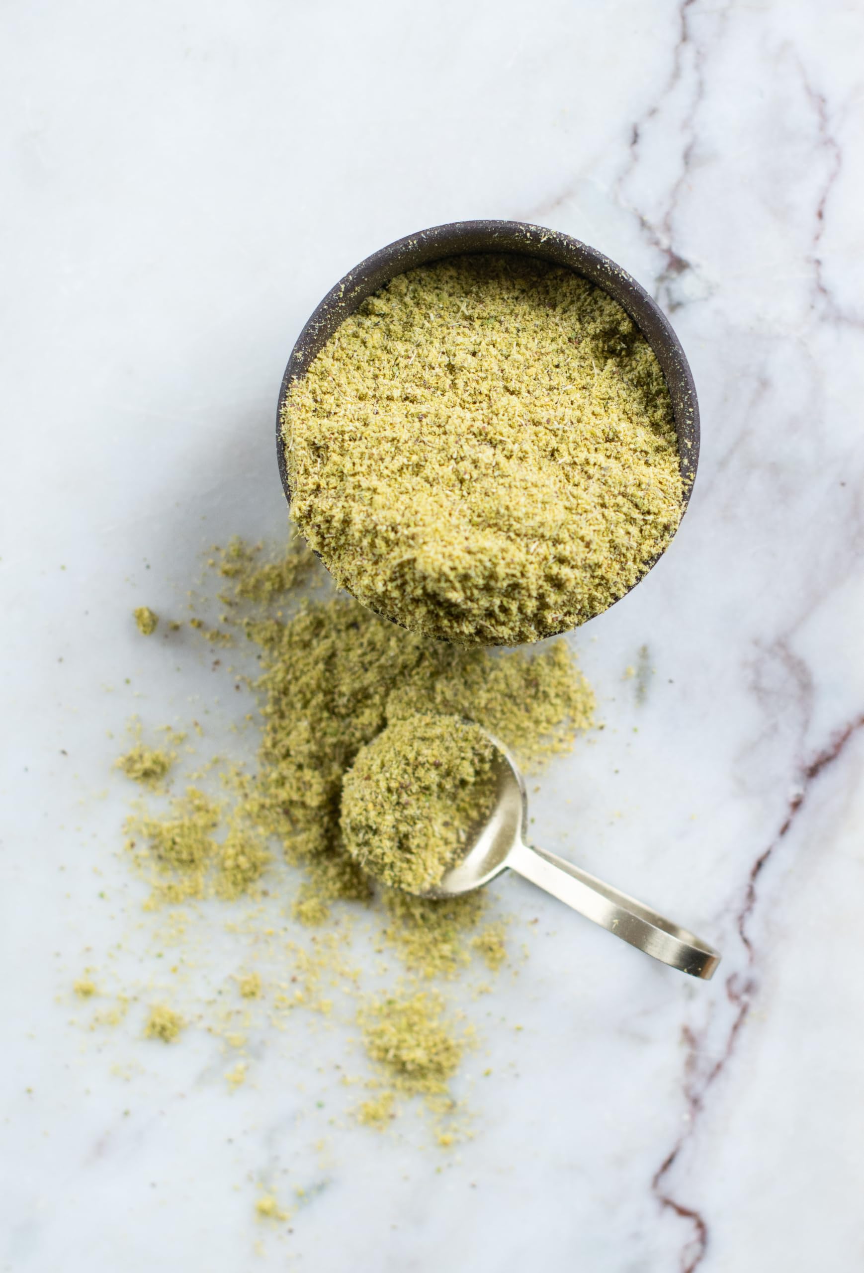 RÅ Aktive Sulforaphan Kapseln aus Norwegen- 28500 mg Gefriergetrocknete Brokkolisprossen - Kein Extrakt - Aktive Vollspektrum Brokkoli Kapseln, 60 Kapseln - Pure Food Norway