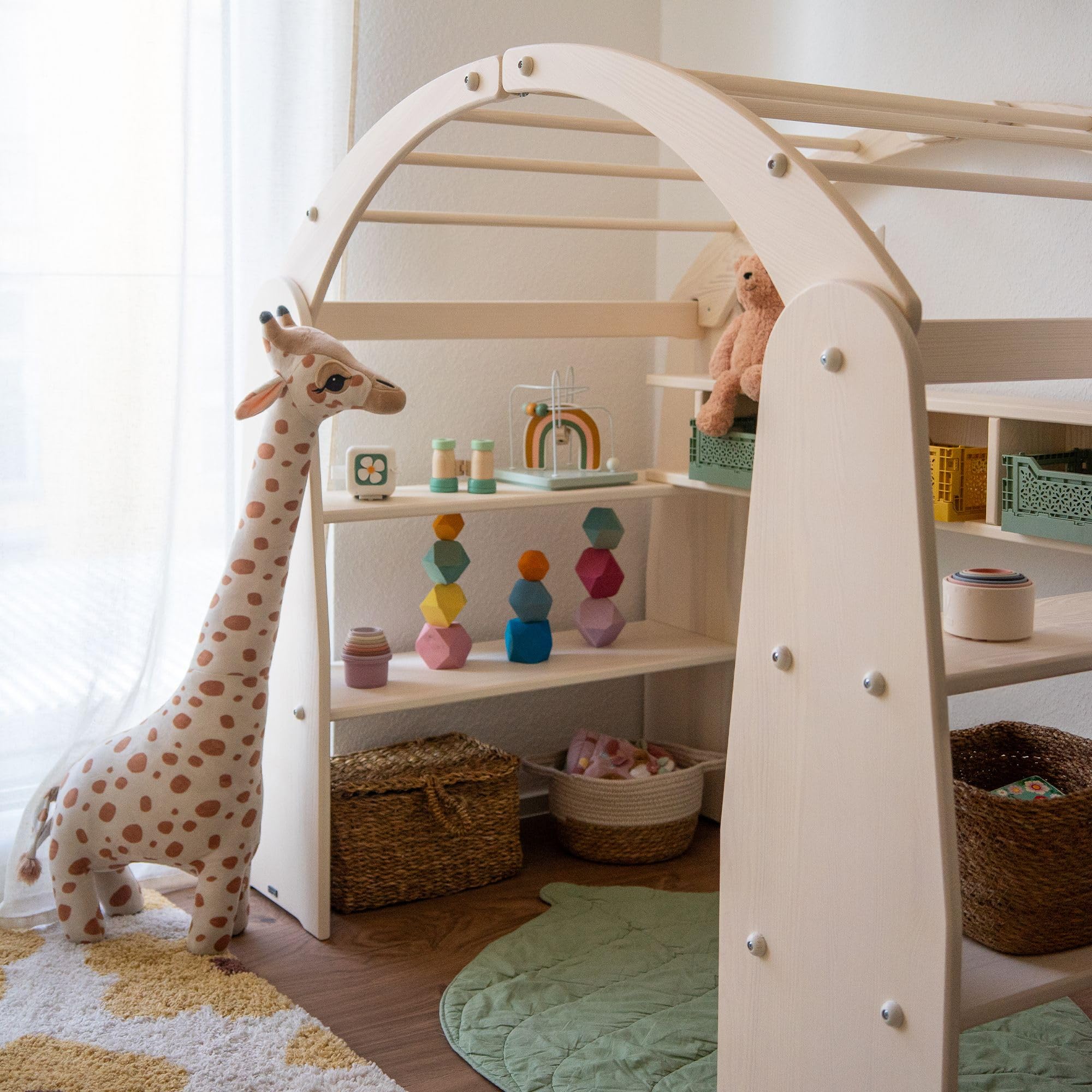 BioKinder Spielhaus Anna Spielständer Kaufmannsladen aus zertifiziertem Massivholz 159 x 88 x 129,5 cm