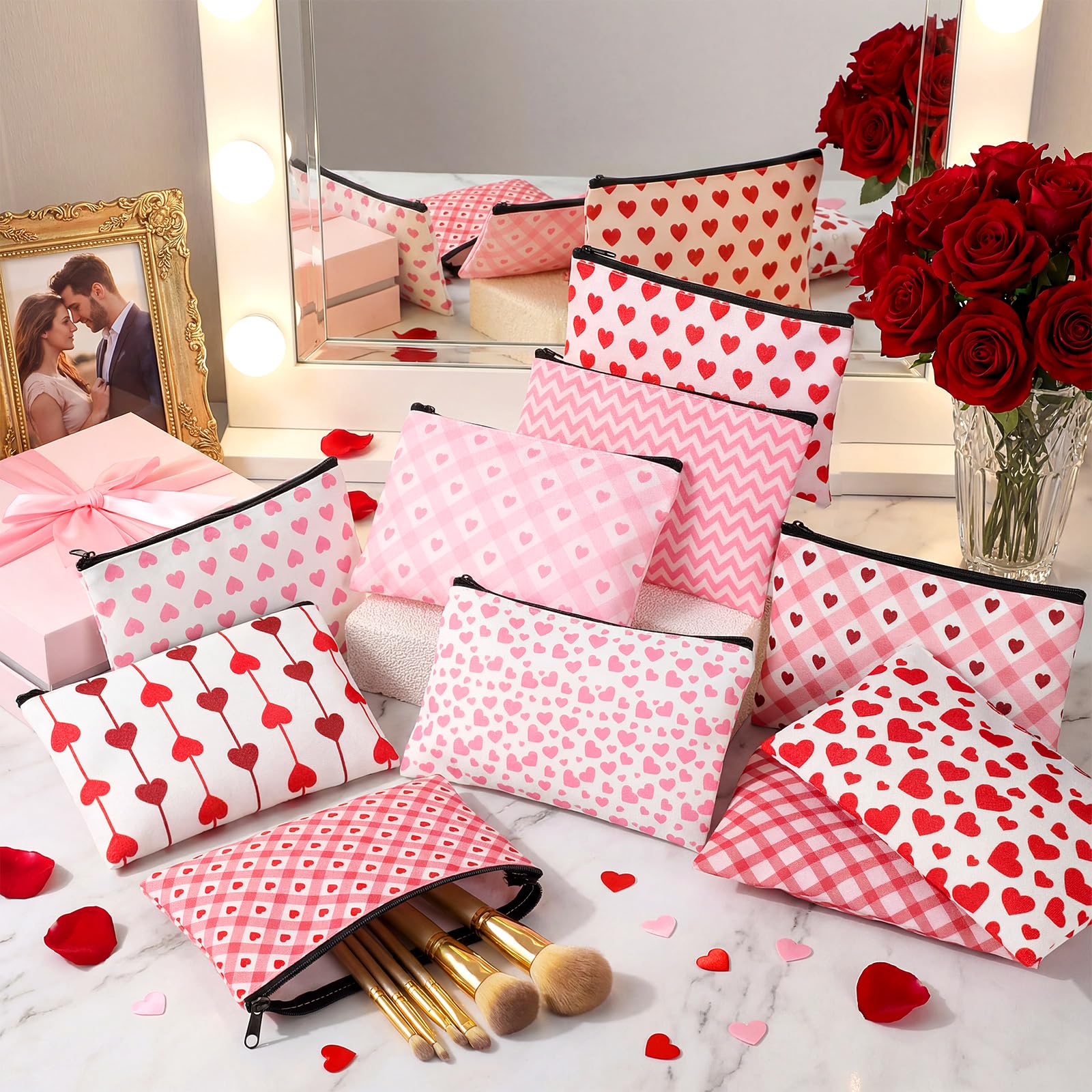 Shinylin 24 Pcs Mother's Day Bulk Spring Party Favors Wildflower Makeup Bags Wildflower Party Decorations Flowers Canvas Cosmetic Bags with Zipper for Travel Toiletry Organizer(Heart)