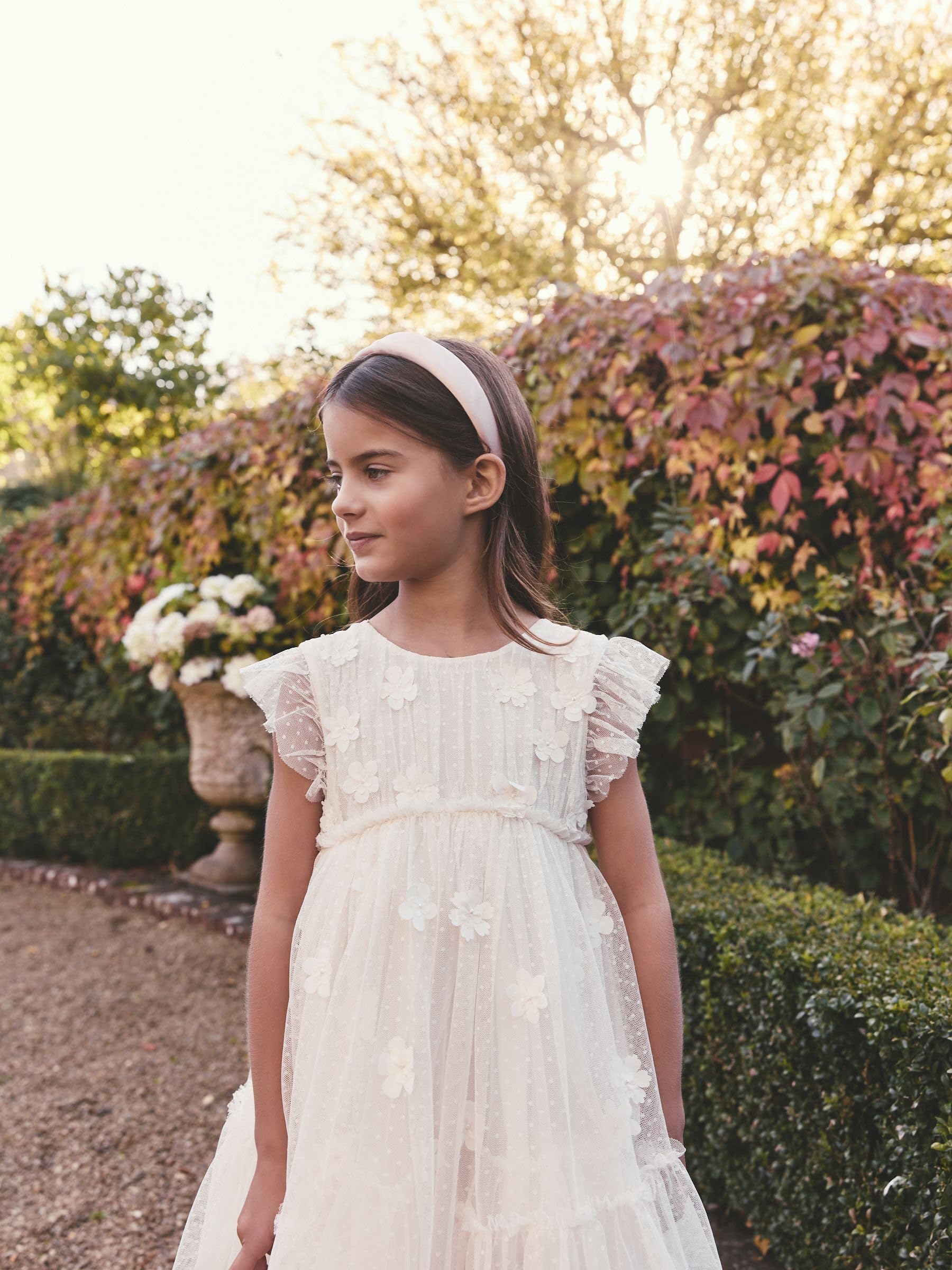 NEXT Mädchen Standard Brautjungfernkleid mit Netzstoff