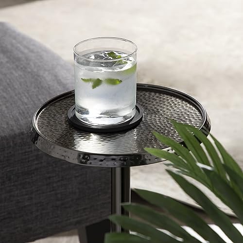 Miniatura 37 de Kate and Laurel Sanzo - Mesa moderna de pedestal para bebidas; 9 x 9 x 23; latón antiguo y negro; mesa auxiliar decorativa con mesa martillada para