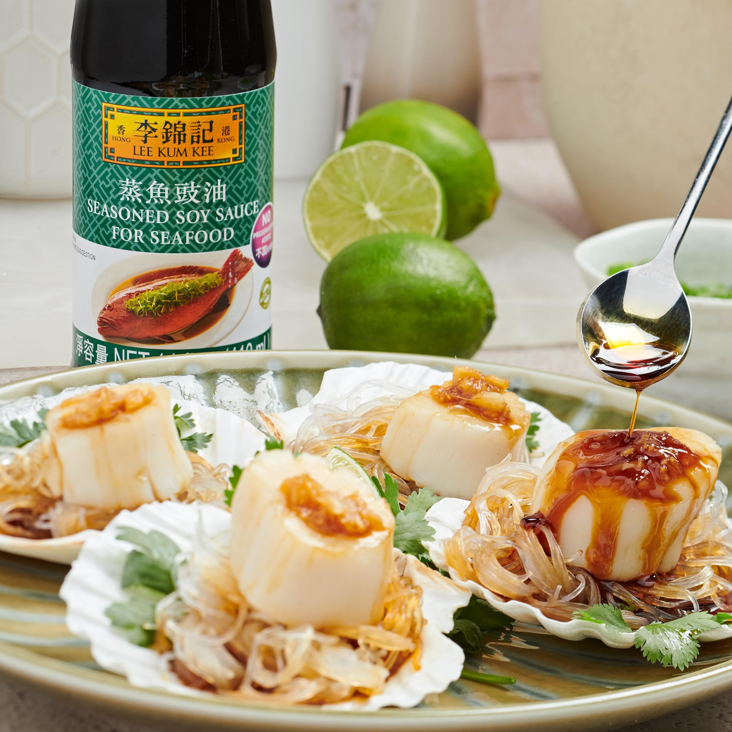 Lee Kum Kee Sojasauce für Meeresfrüchte – Würzsauce auf Sojabasis – Ideal für Meeresfrüchte und Fisch – 12 x 410 ml