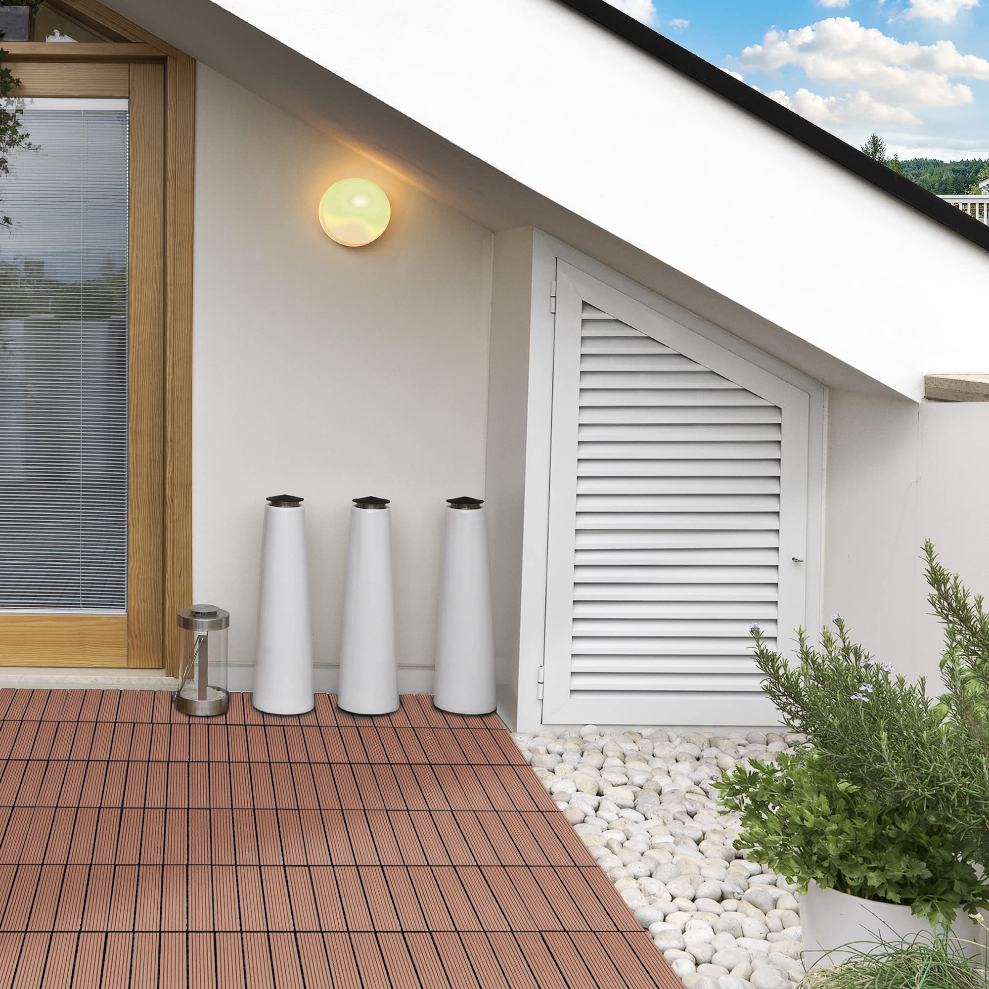 Outsunny Lot de 11 Dalles de Jardin Piscine, 30 x 30 x 2,2 cm, Dalle Clipsable Antidérapante et Résistante aux Intempéries, pour Jardin, Balcon, en HDPE, Marron Clair