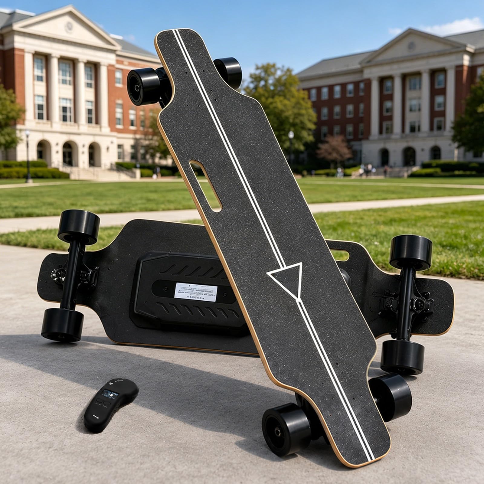 Skateboard électrique 350 W avec télécommande, 4 modes de vitesse, plateau en érable 7 plis, roues en polyuréthane – Longboard portable pour les déplacements, le campus, les voyages courts