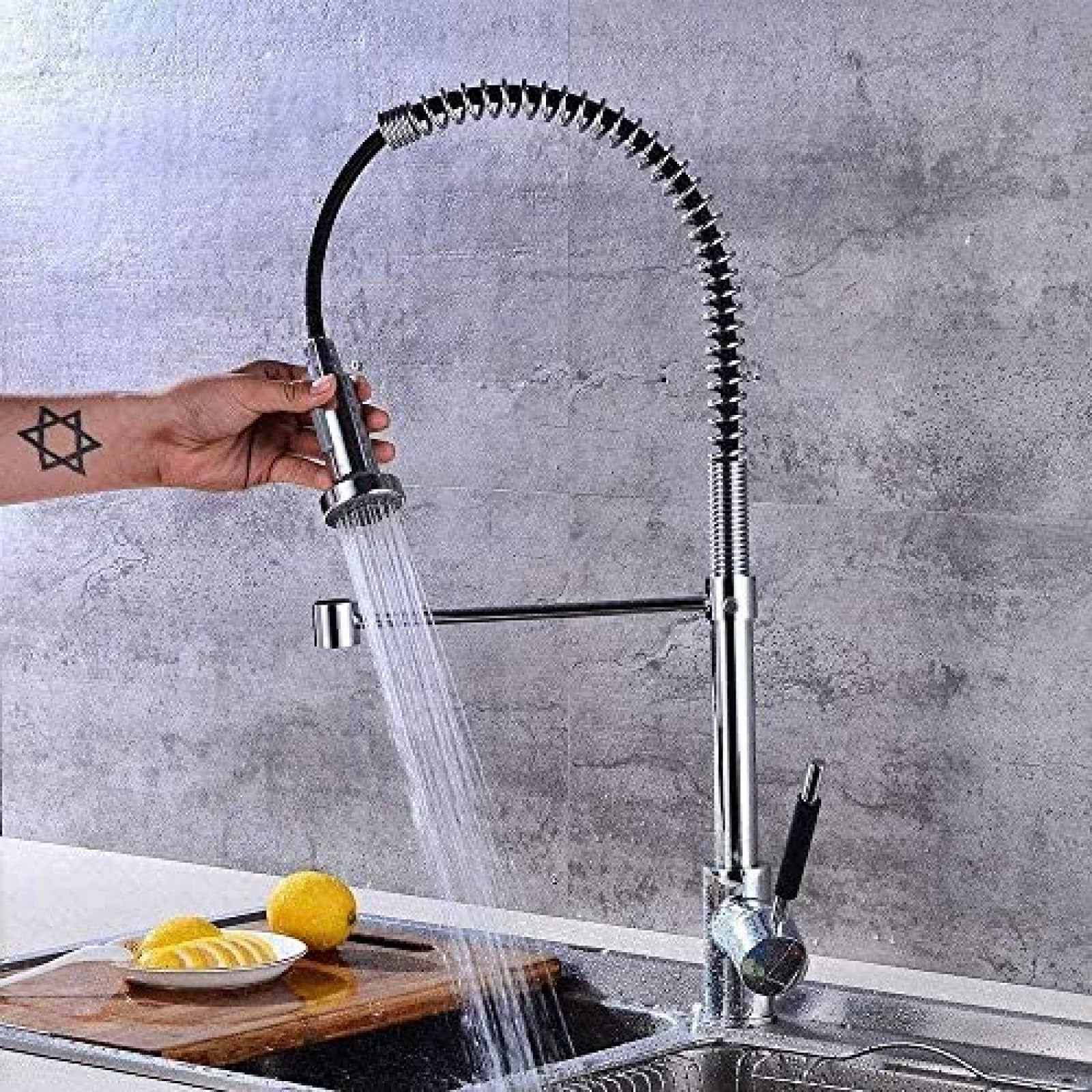 Rubinetto Contemporaneo Rubinetto monocomando a molla Rubinetto a testa rotante a scomparsa Irrigatore pre-risciacquo Rubinetto per lavello per impieghi gravosi Rubinetto alto in ottone commerciale
