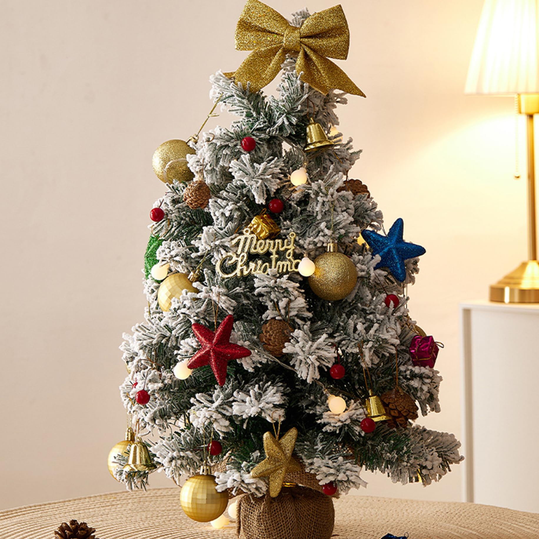 Petit Sapin de Noël avec lumières 61 cm, Arbre de Noël floqué enneigé avec nœud, Boules, Cloche, Pomme pin pour Les Vacances d'hiver, décoration Maison, Bureau, doré