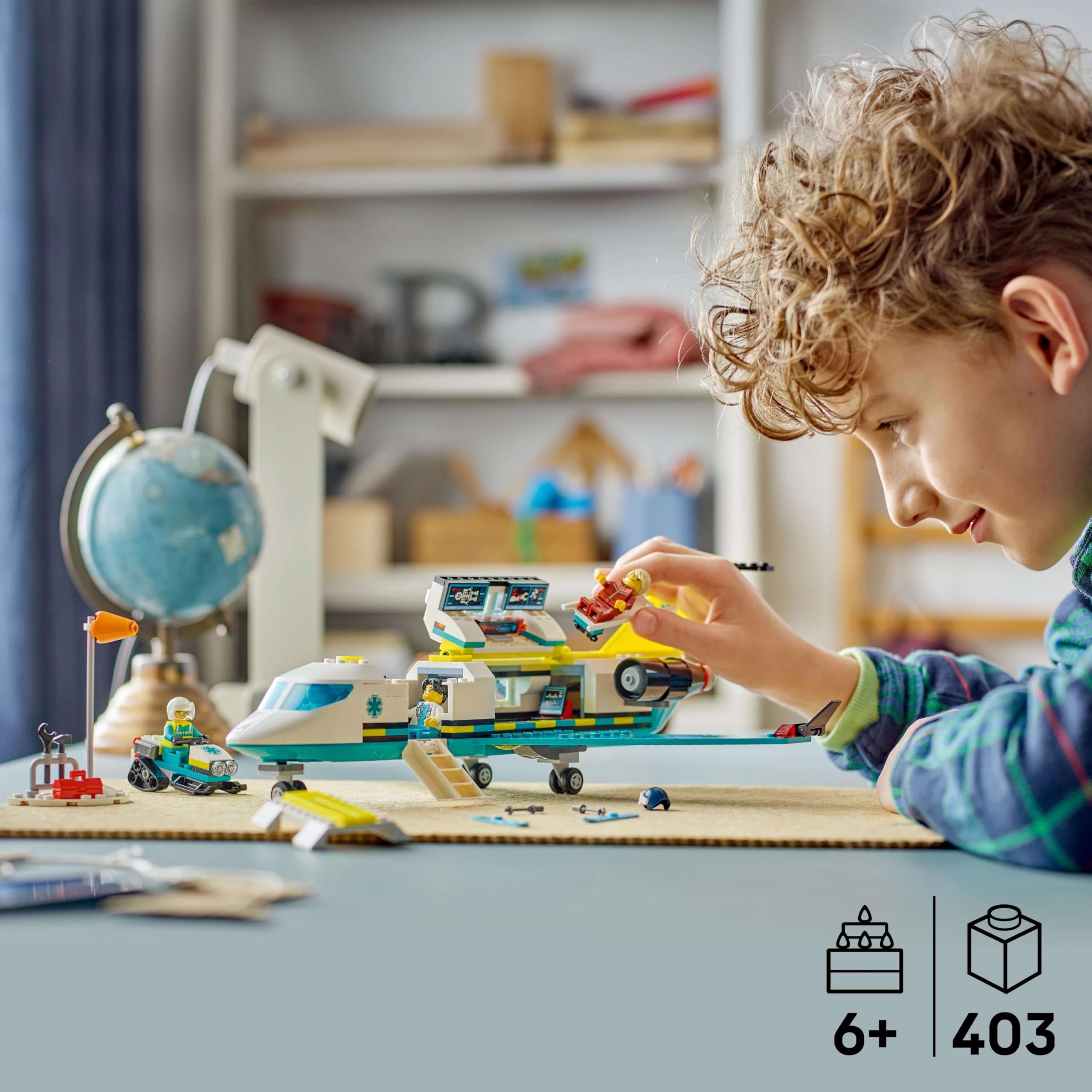 LEGO City Samolot pogotowia ratunkowego 60465 | Samolot ratunkowy, zestaw klocków dla dzieci, prezent dla chłopca i dziewczynki, zabawka dla 6-latka, 403 elementy