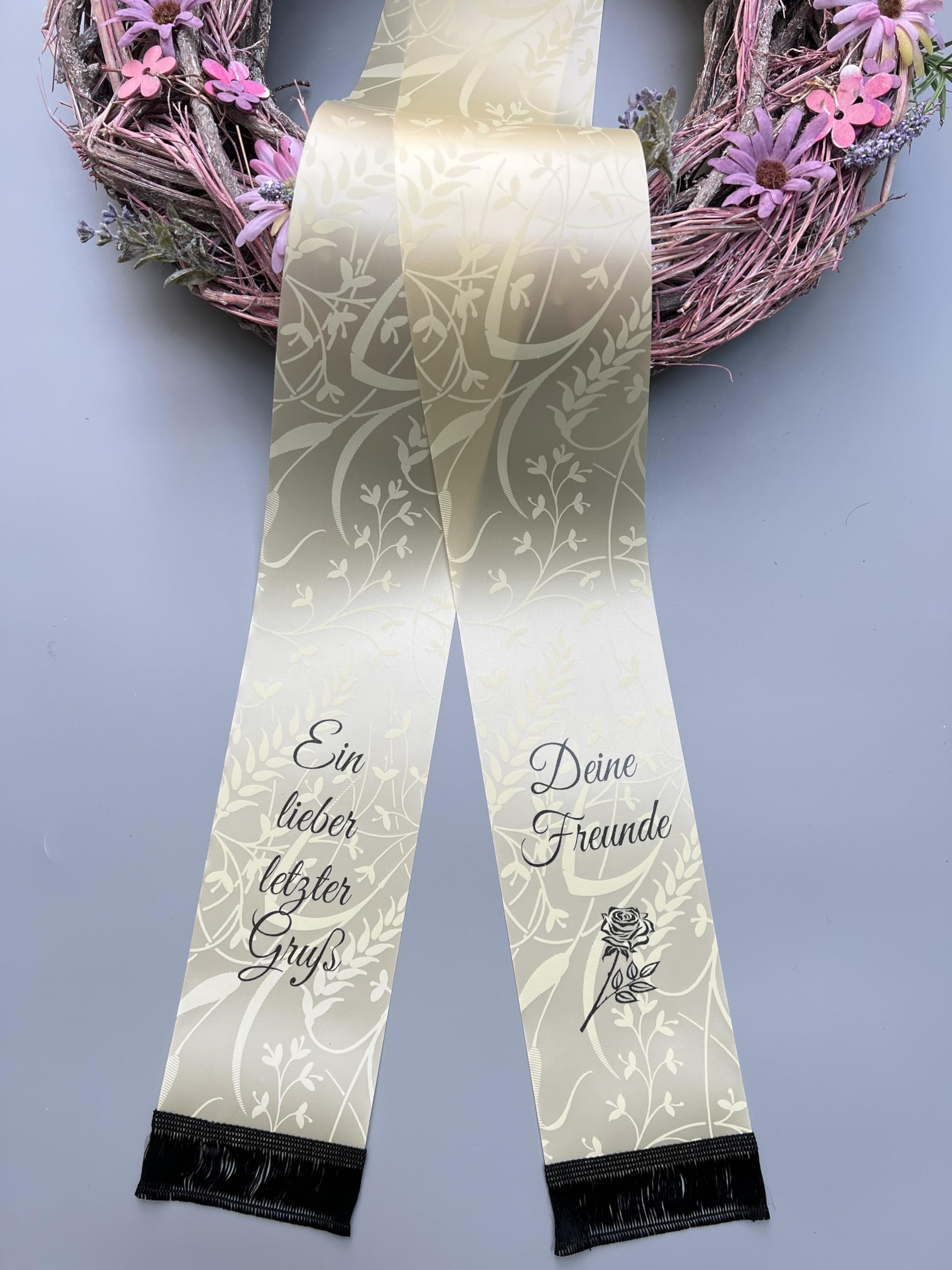 (9 Farbe Auswahl) SuperSatin Trauerschleife in Maiglöckchenmuster mit Text personalisiert, Grabsgesteckband bedruckt nach Wunschtext, Urnen- Grabstrausschleife, Kranzschleife (Cremefarben, 100mm)