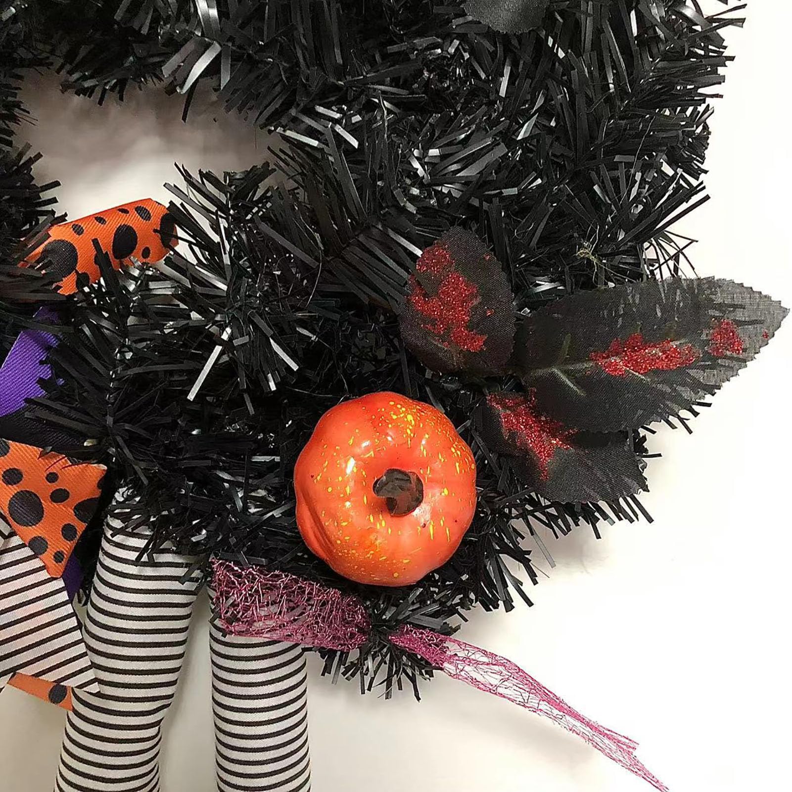 Wieniec Halloween z Kapeluszem Wiedźmy i Długimi Nogami