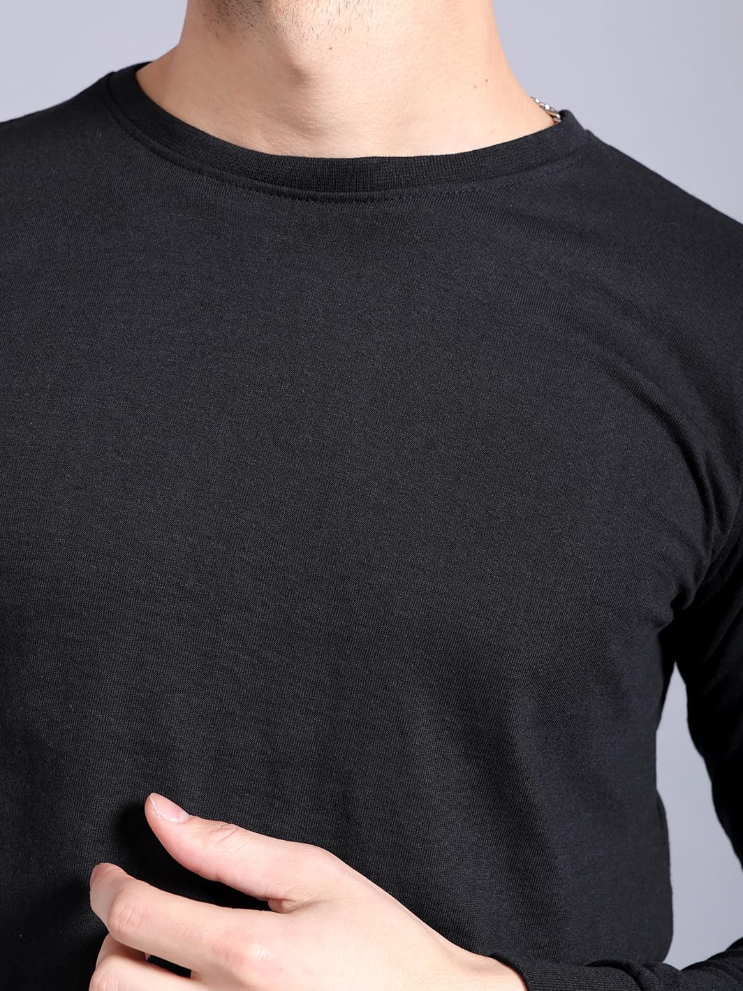 The Indian Garage Co Camiseta de cuello redondo con estampado gráfico en la espalda para hombre