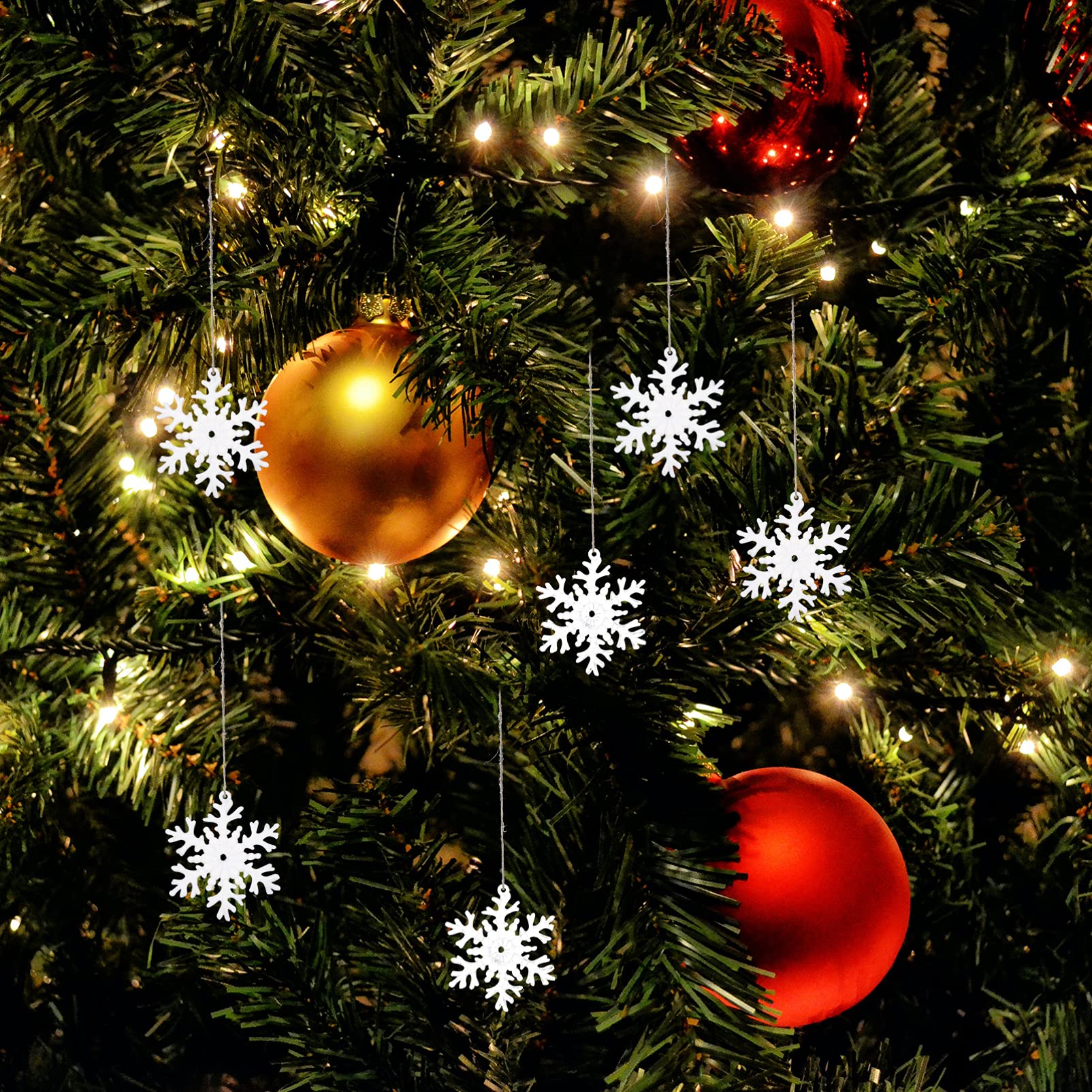 Amosfun 8 Sätze Weihnachtsschneeflocke-anhänger Schneeflockenverzierung Weihnachtsbäume Weihnachts-hüpfburgen Weihnachtsbaumschmuck Weihnachtstischstreuung Weihnachten Plastik Stück * 8
