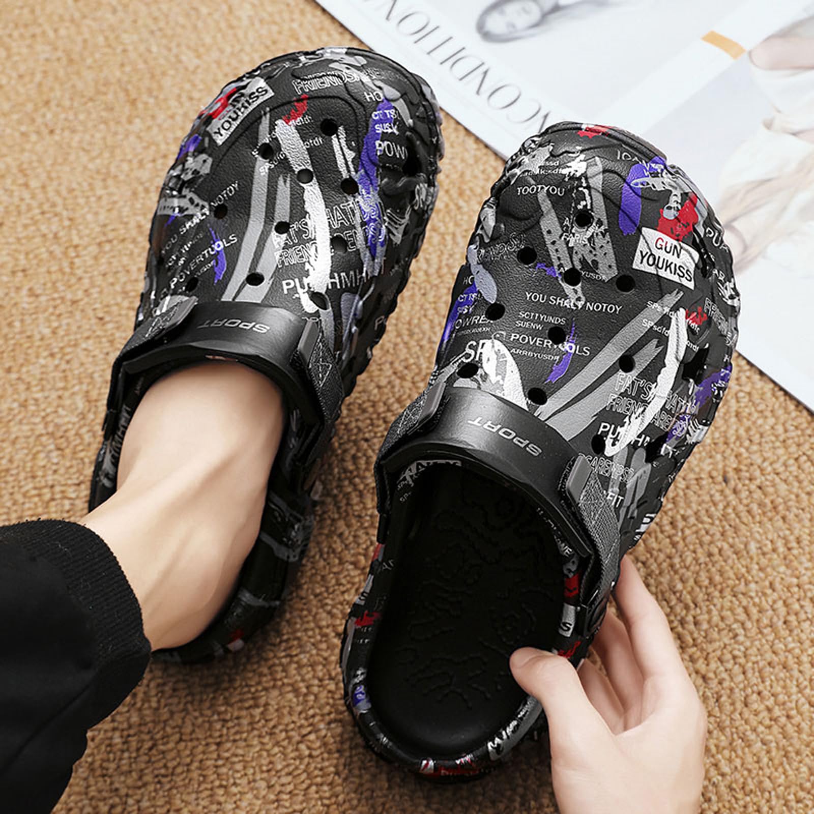 FLIOZY Herren Clogs im Tarnmuster – Leichte Wasserschuhe mit Verstellbarem Fersenriemen – Atmungsaktive Garten- und Outdoor-Gummischuhe für Strand, Pool, Garten und Sommerwanderungen