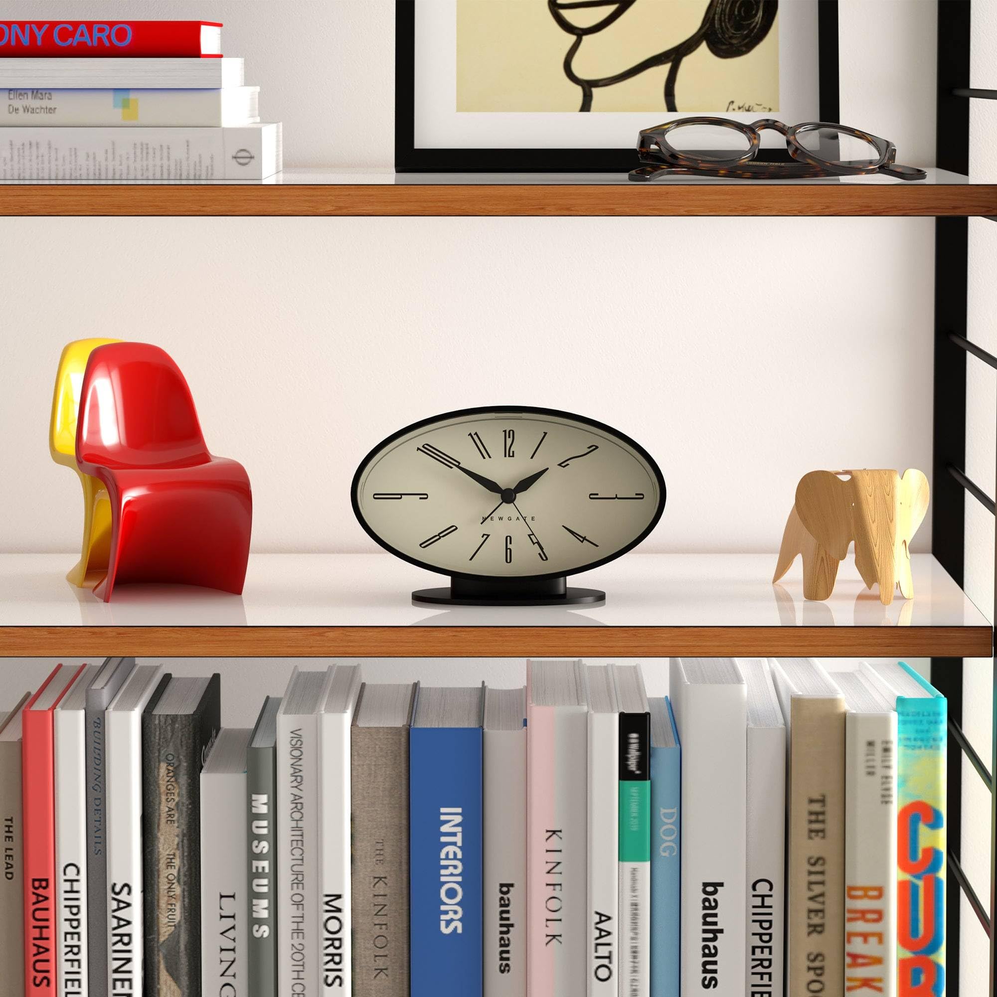 NEWGATE® Ronnie Despertador | Diseño Retro Ovalado | Acabado Negro y Suave con Goma | Ideal para la mesilla, Escritorio o estantería | Accesorio Moderno de Dormitorio y Oficina de Mediados de Siglo