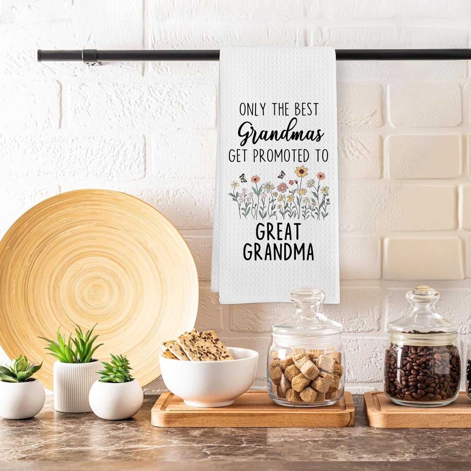 Promoted to Great Grandma Gifts Kitchen Towels, Gifts for Great Grandma Dish Tea Towels, Grandmas Grandmother Gifts Baby Announcement Hand Towel for Kitchen Bathroom, 16x24 Inch - Image 5