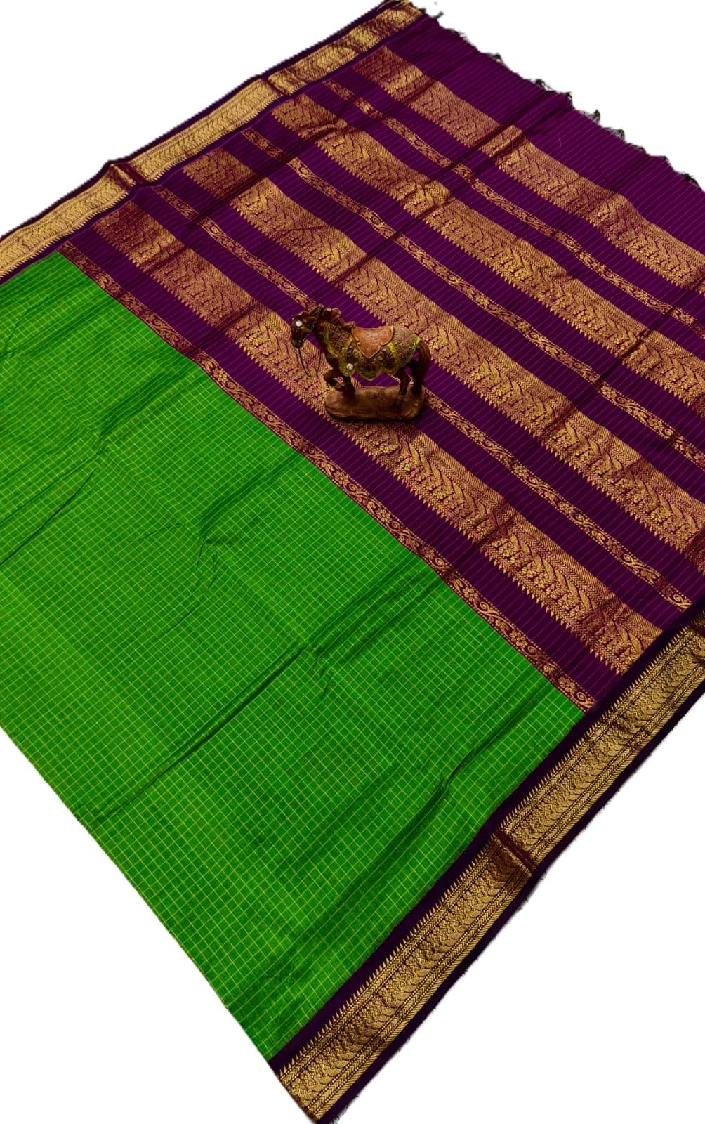 omen's Pure Kalyani Cotton SareeW with Zari Border |green colour Saree with violet pallu and blouse – Traditional & Lightweight | Elegant look-image-45