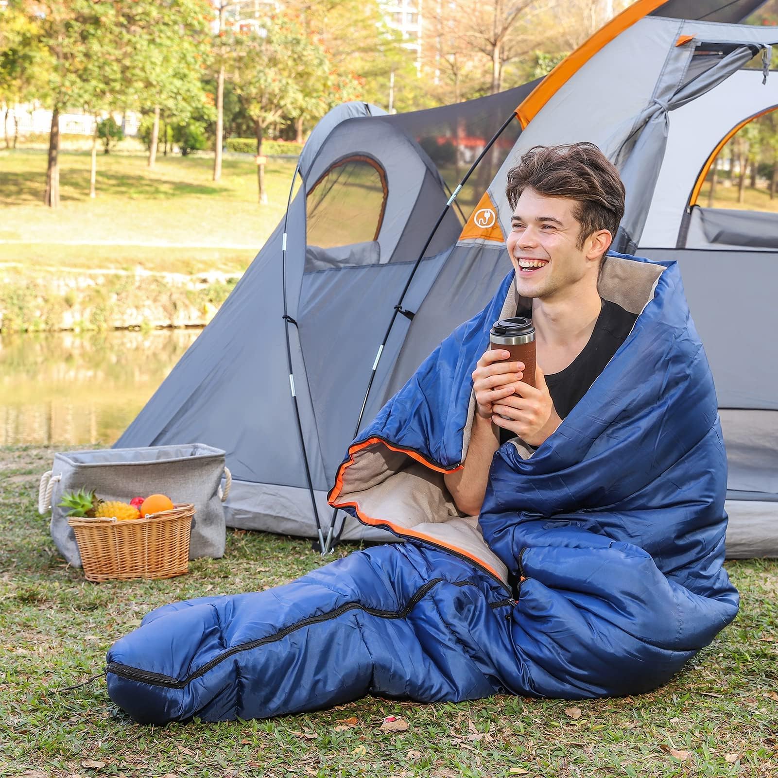 Amazon Basics Saco de Dormir Ligero, 4 Estaciones, para Clima Frío y Cálido, Camping y Senderismo, 190 x 83 cm, Azul