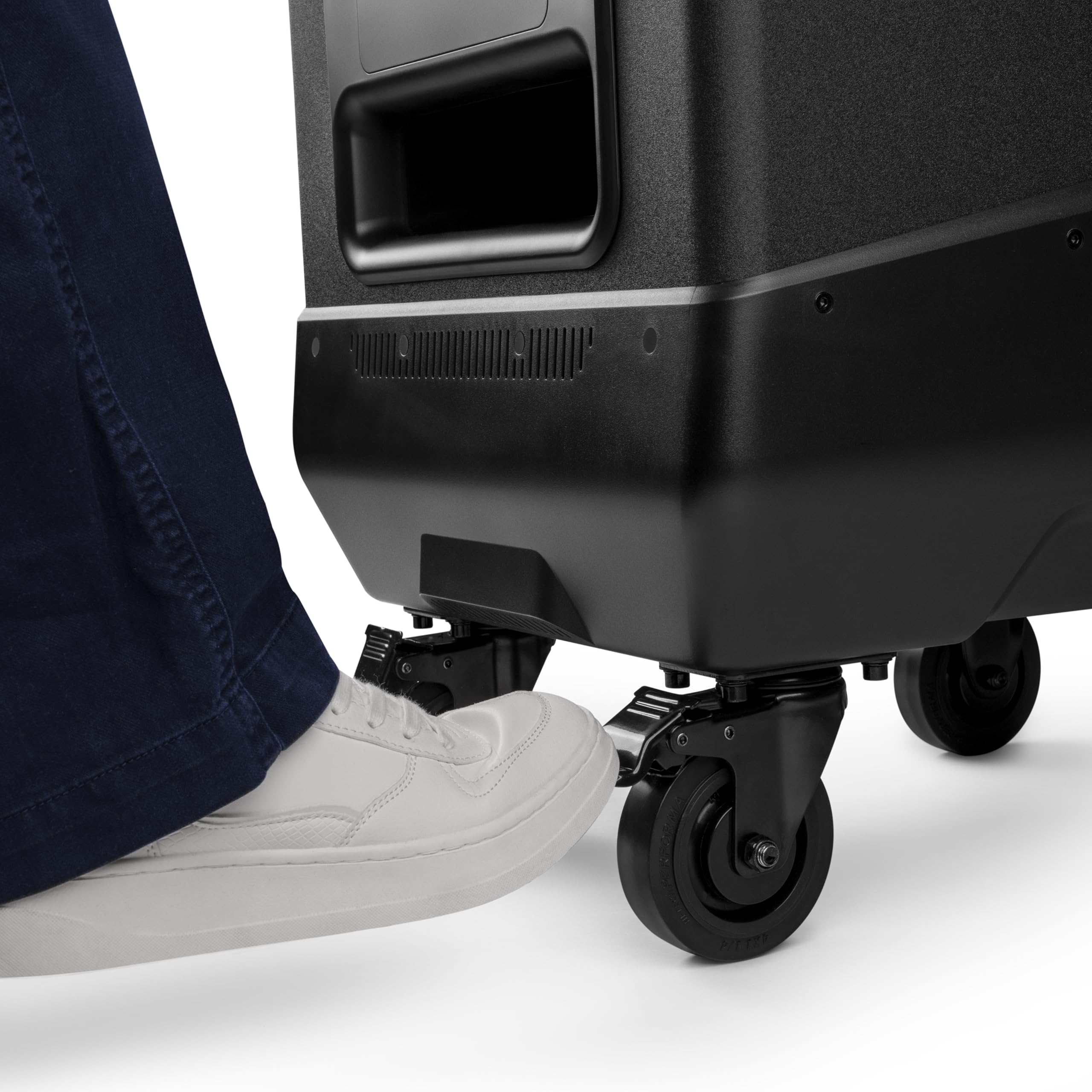 Teufel ROCKSTER 2 - Großer Bluetooth Lautsprecher - Mobiles Event Sound System mit Rollen, 440 W, mit Langer Akkulaufzeit, 380 mm Tieftöner, Schnellladefunktion, Robust Party Speaker