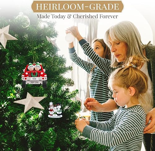 Miniatura 4 de Adorno de Navidad familiar personalizado 2023  Personalización gratuita  Listo en 24 horas  Adorno de árbol con purpurina verde para familia de 6