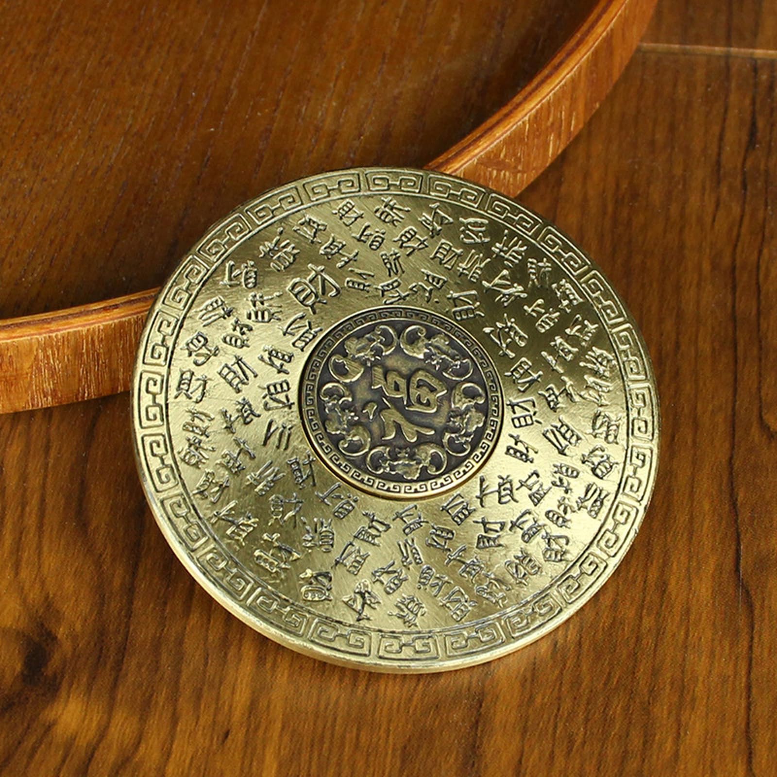 Nbklswsui Men's Handmade Brass Compass Sculpture For Office Desk&Man Cave Vintage Decor Unique Feng Shui